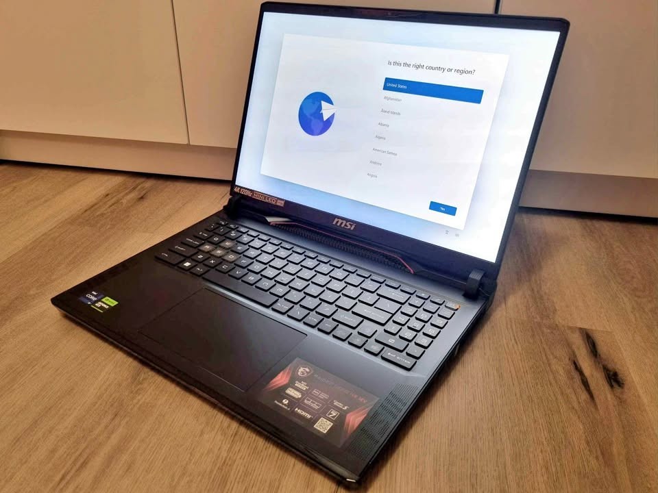 MSI RAIDER GE68 RTX 4090 i9 14900HX 32GB RAM 2TB SSD 4K 120HZ – WORTH $7499