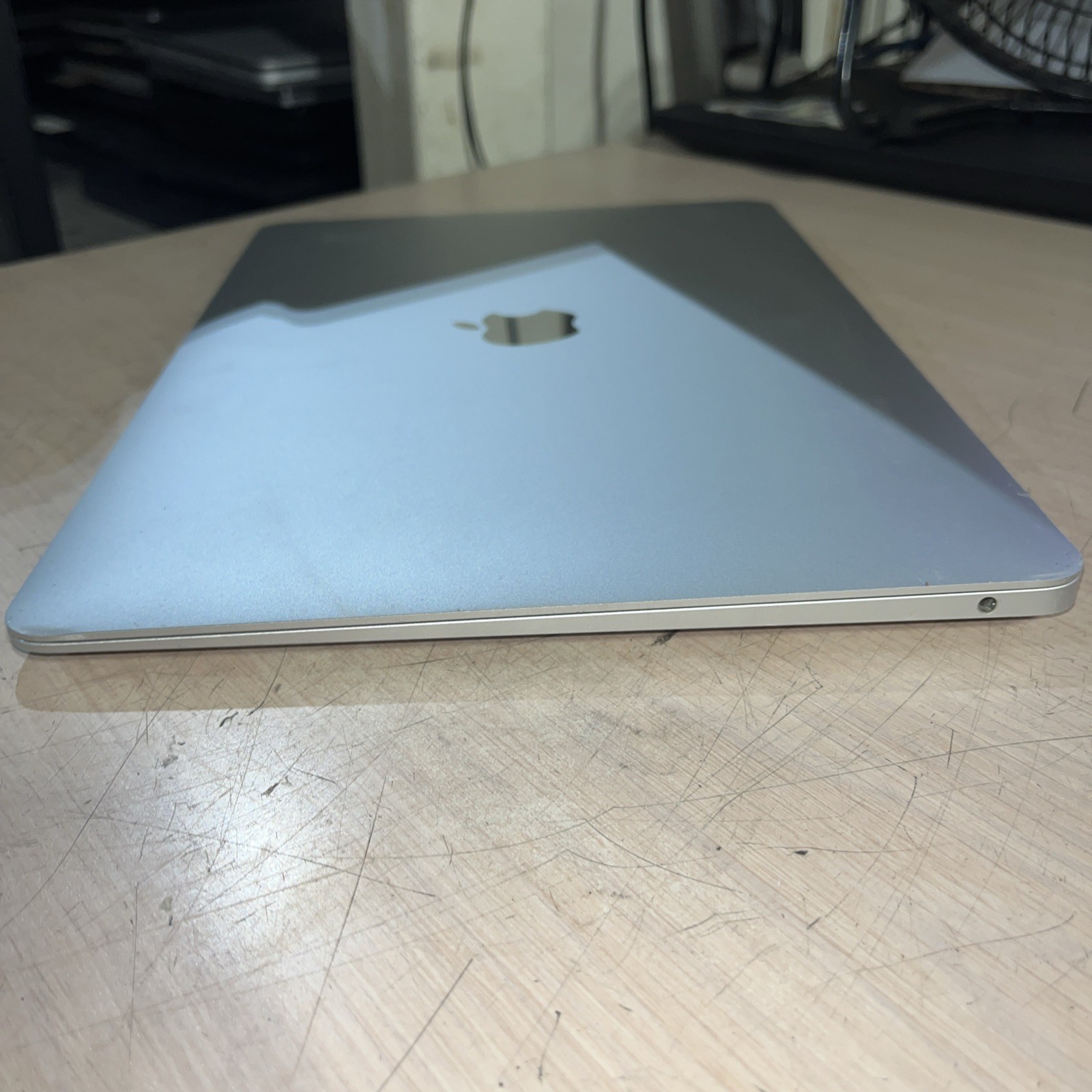 APPLE MACBOOK AIR 13″ SCISSOR,2020 CORE I3-1000NG4 1.1GHZ 8GB RAM 256SSD