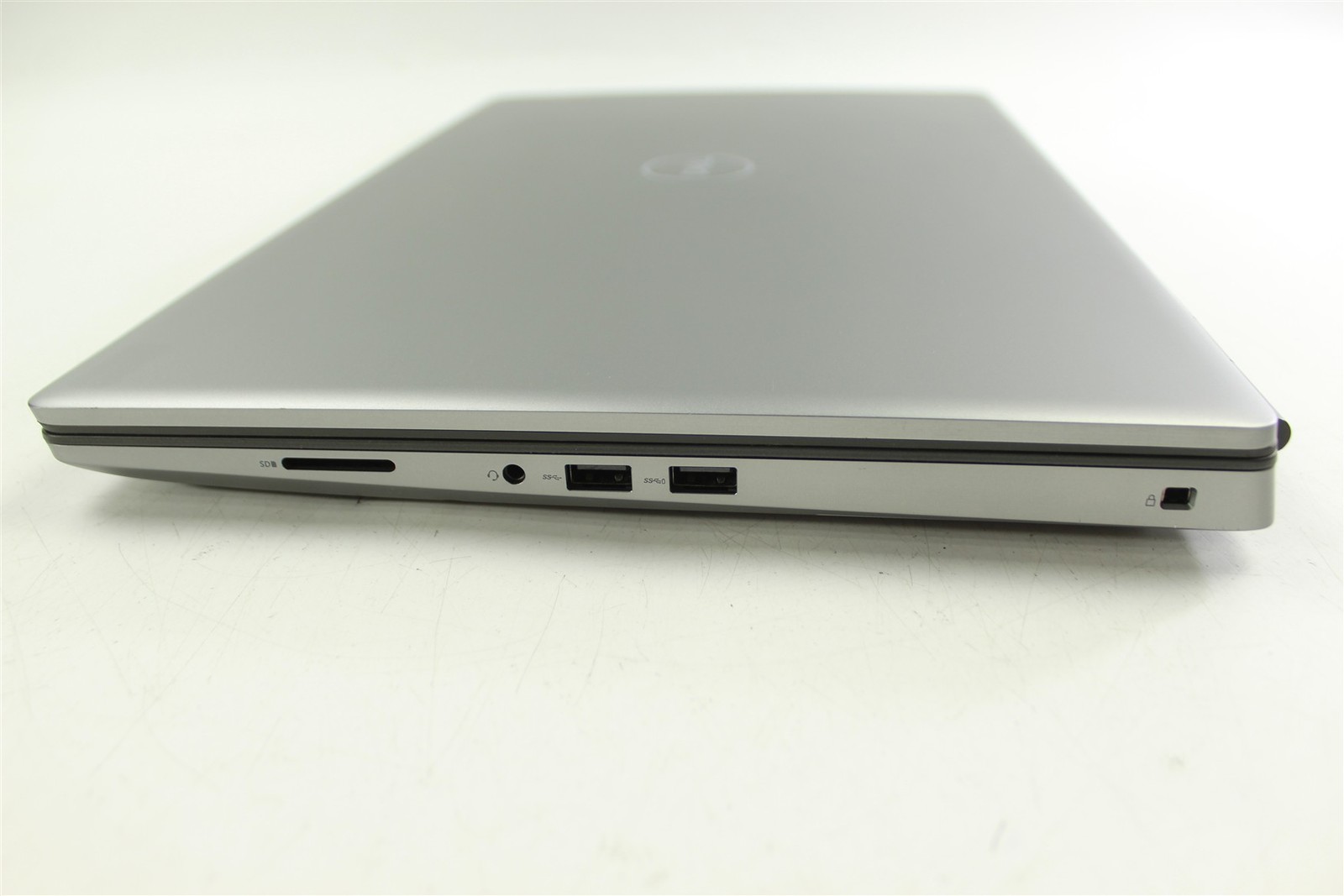 Dell Precision 7750 17.3″ FHD i7-10875H 2.3GHz 512GB SSD 64GB RAM W11P RTX 4000