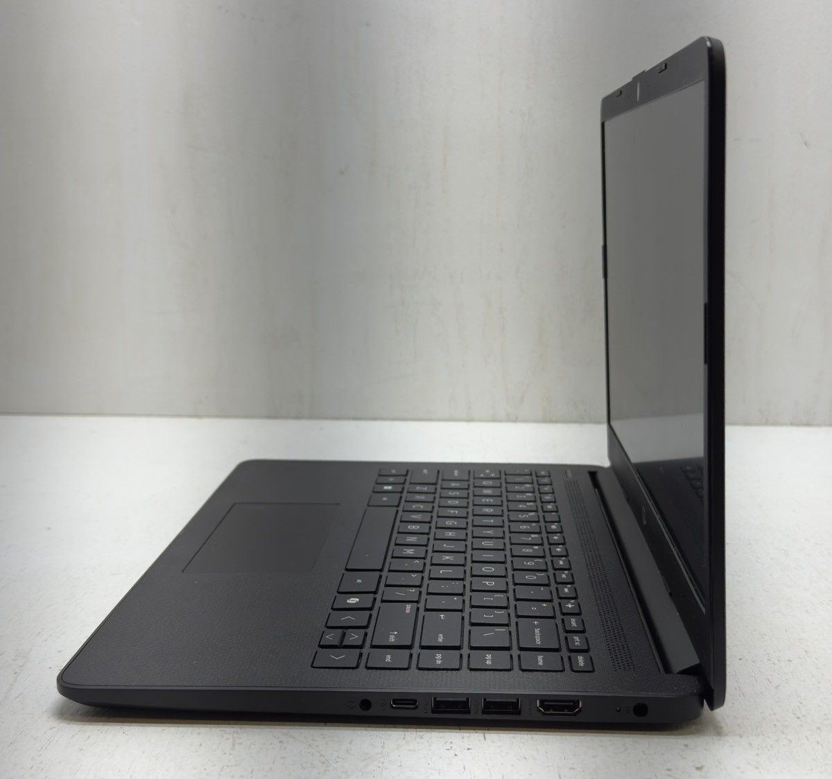 HP 14-DQ3210 14” Touch Laptop Intel Celeron N4500 4GB DDR4 64GB eMMC