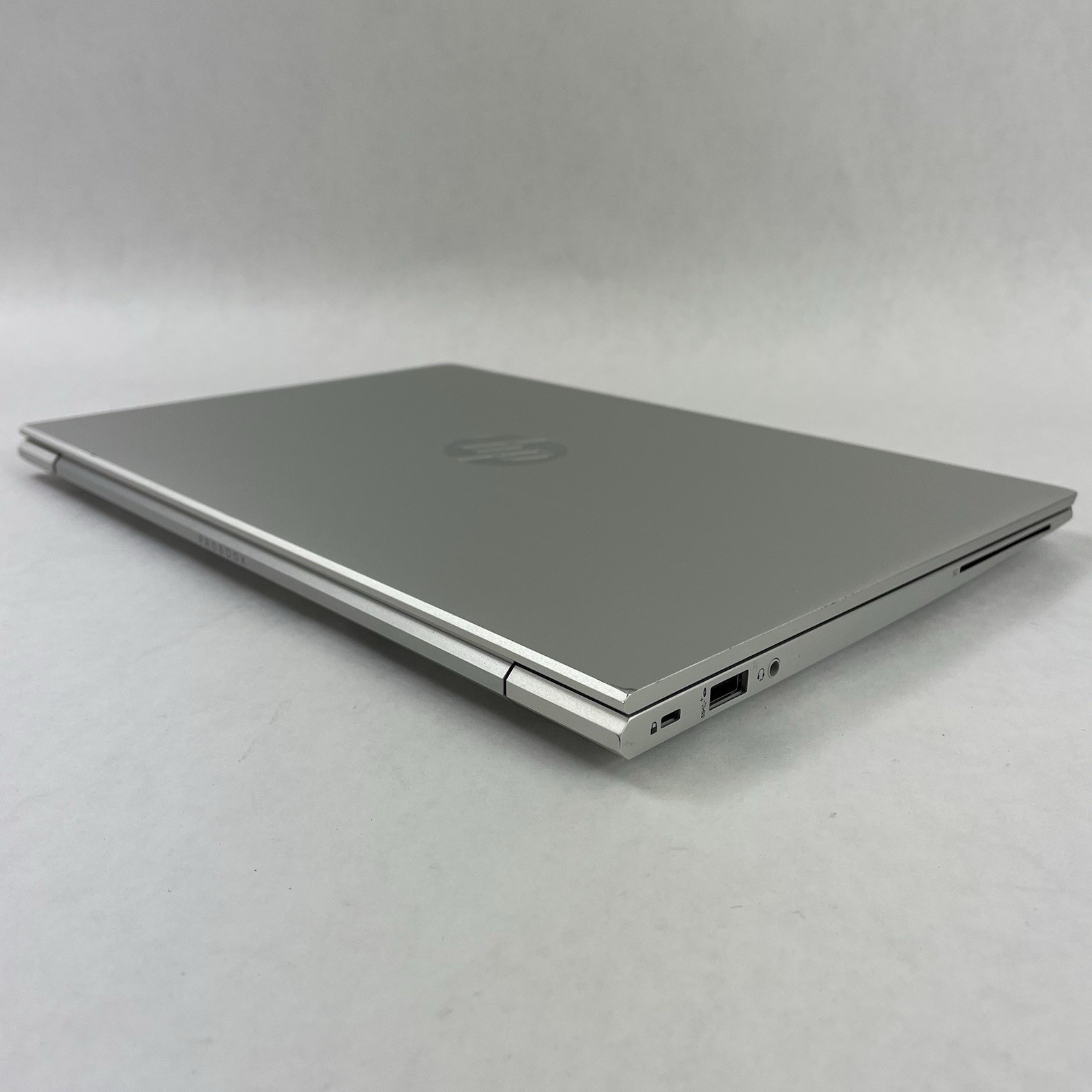 HP ProBook 630 G8 13.3″ i7-1165G7 2.60 GHz 8 GB RAM No SSD/OS/AC