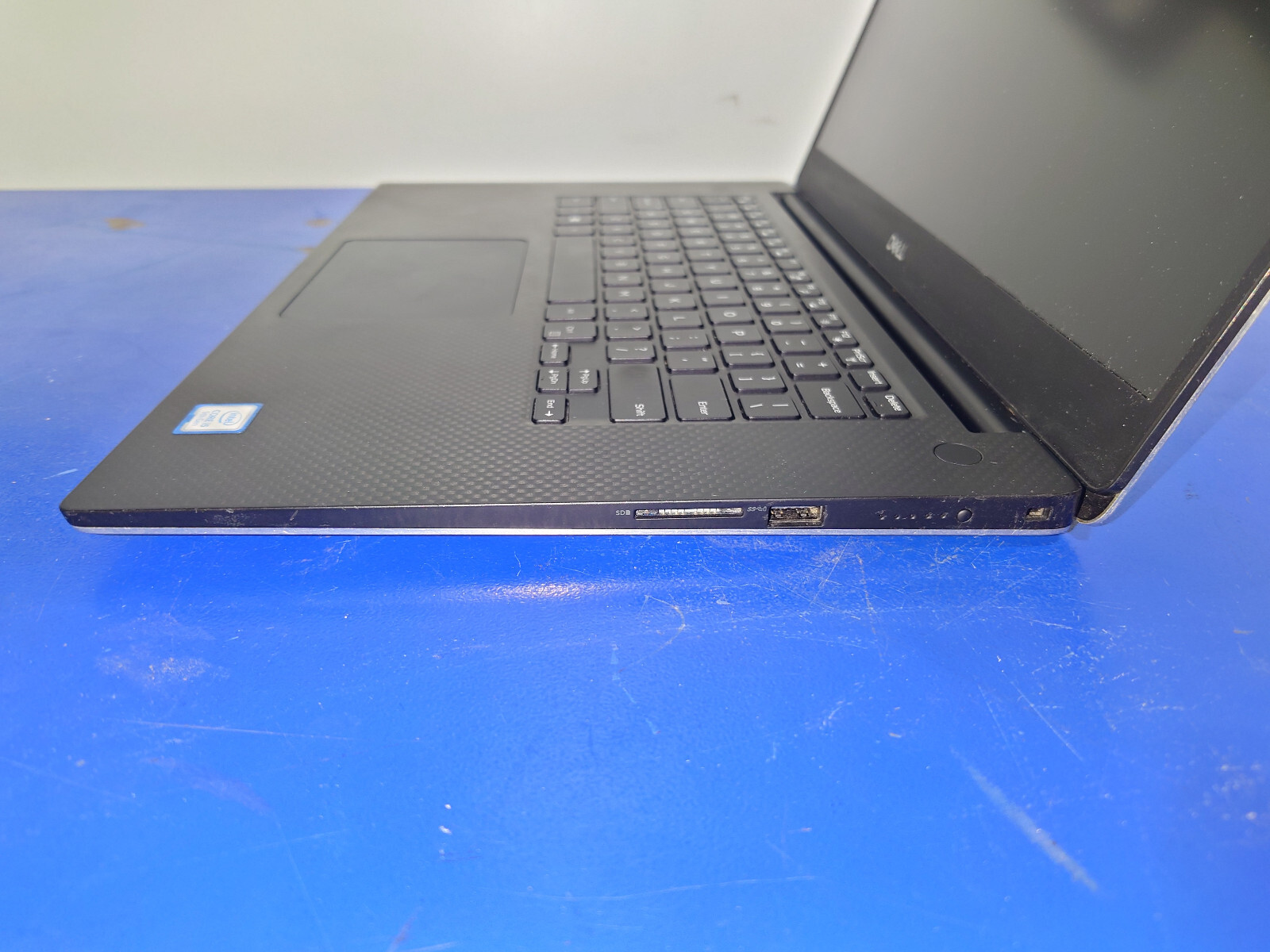 Dell XPS 15 7590 Intel i5-9300H 16GB RAM 256GB SSD FHD, BAD KEYBOARD, READ