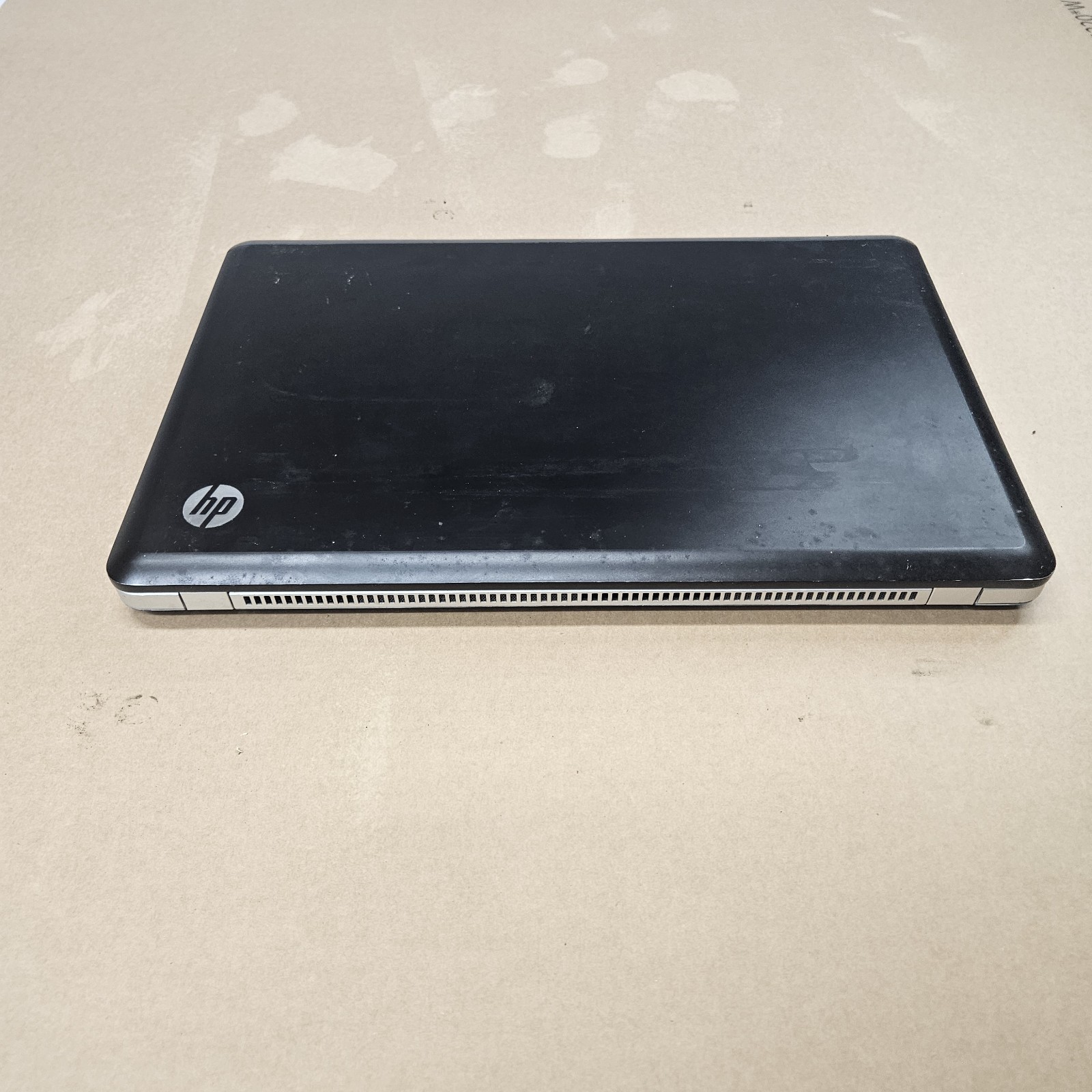 HP Envy 17 3000 Series 17.3″ Laptop Beats Audio NO RAM NO HDD / FOR PARTS
