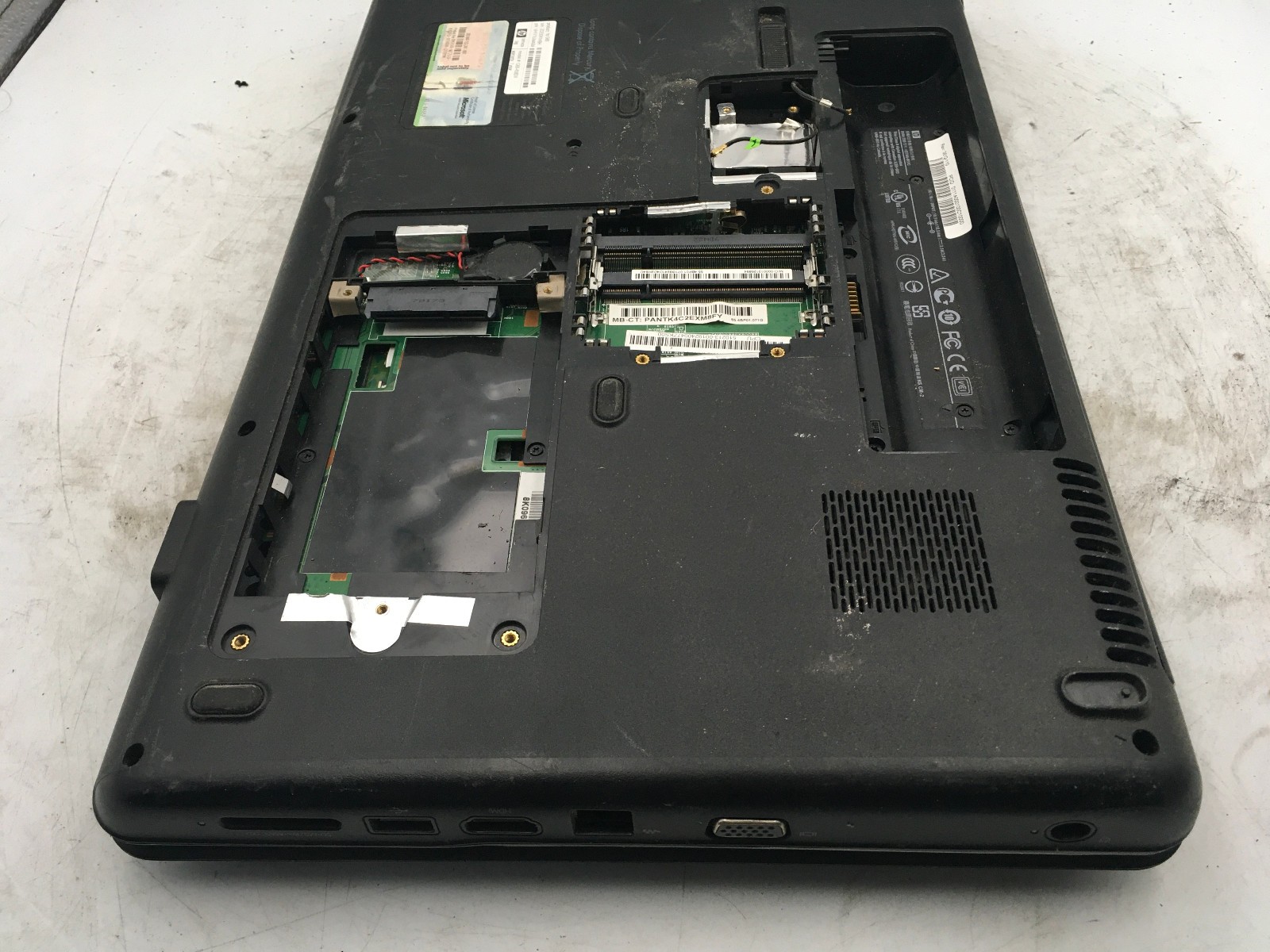 HP G60 458DX – FOR PARTS/REPAIR – INTEL PENTIUM T4200 – NO RAM – READ DESC – BB