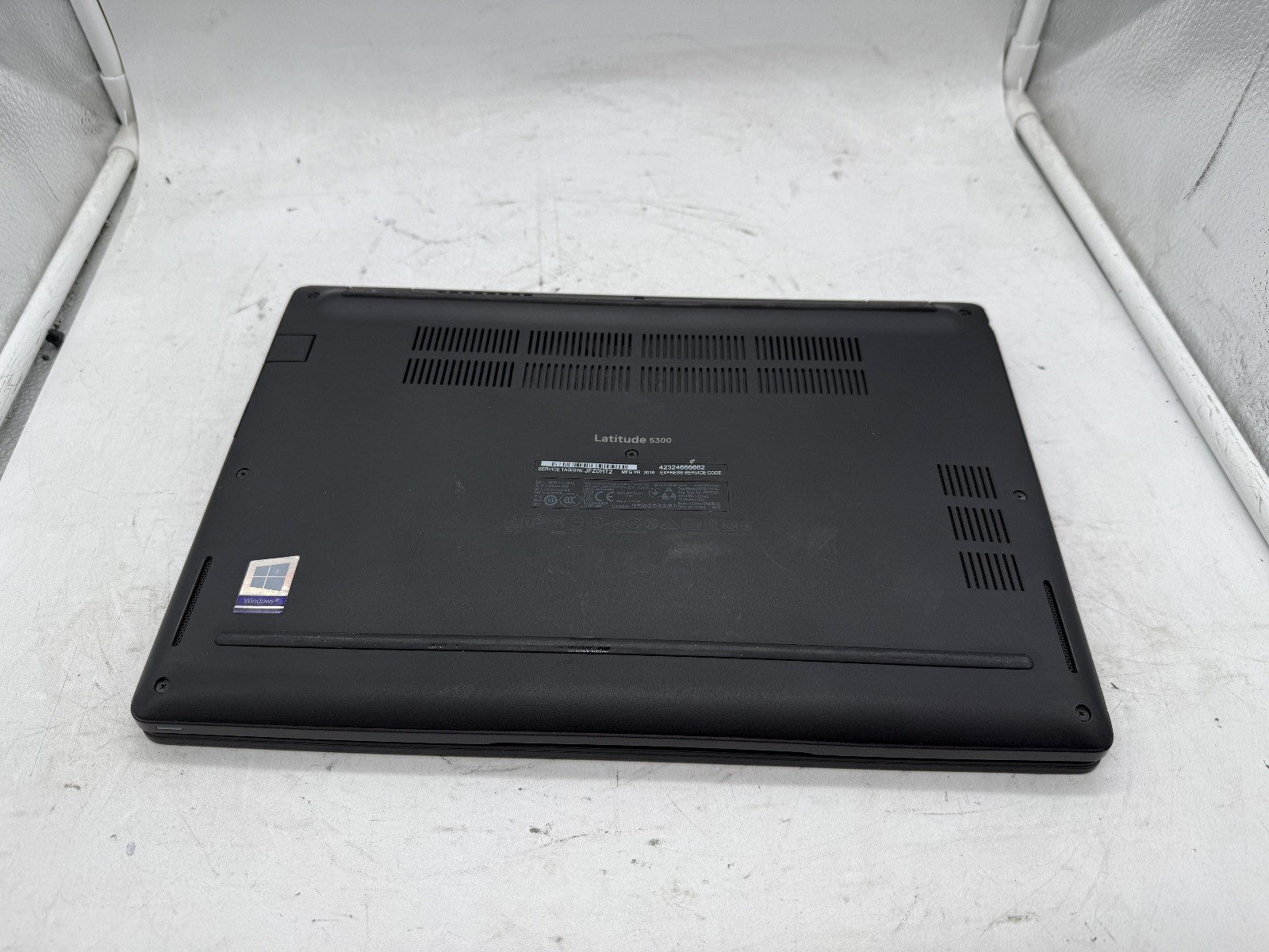 Dell Latitude 5300 i5-8265U 1.6GHz 24GB RAM 256GB SSD Win 11 Screen DMG (READ)