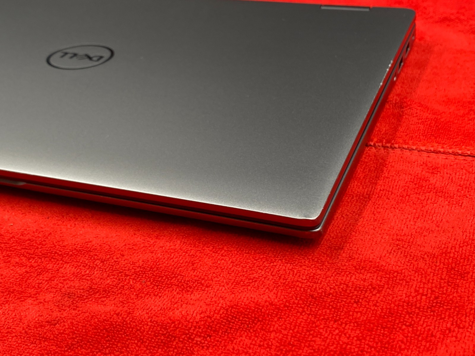 DELL LATITUDE 7440 2in1 TOUCHSCREEN i5-1345U 16GB DDR5 256GB NVMe WIN 11 GRADE B