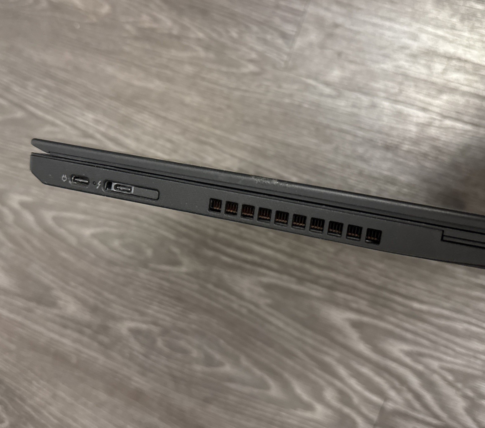 Lenovo ThinkPad P52s i7-8650U 512GB 16GB Ram Touchscreen Laptop W11P