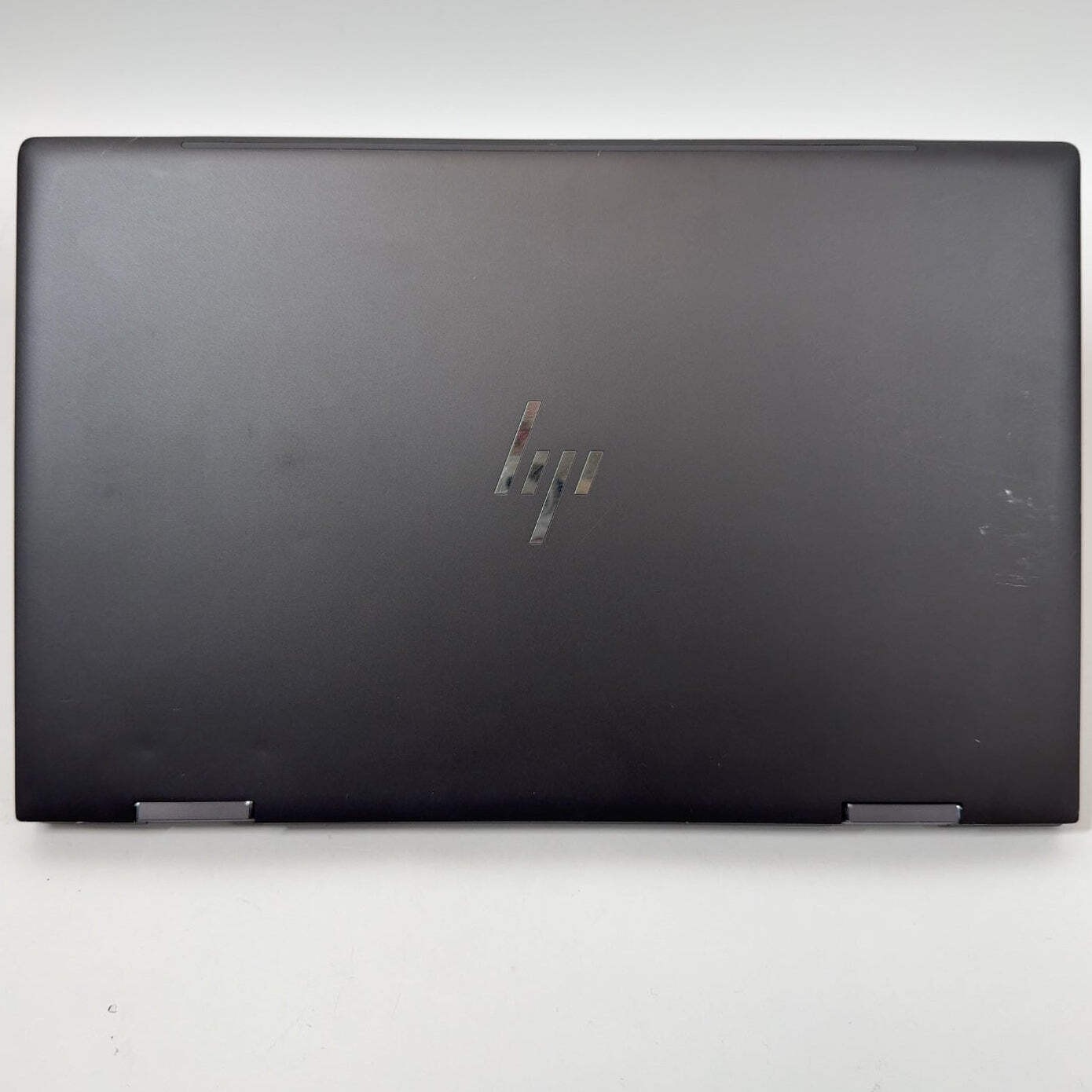 HP Envy x360 15M-EE0013DX 15.6″ Ryzen 5 4500U 2.3GHz 8GB RAM 256GB SSD