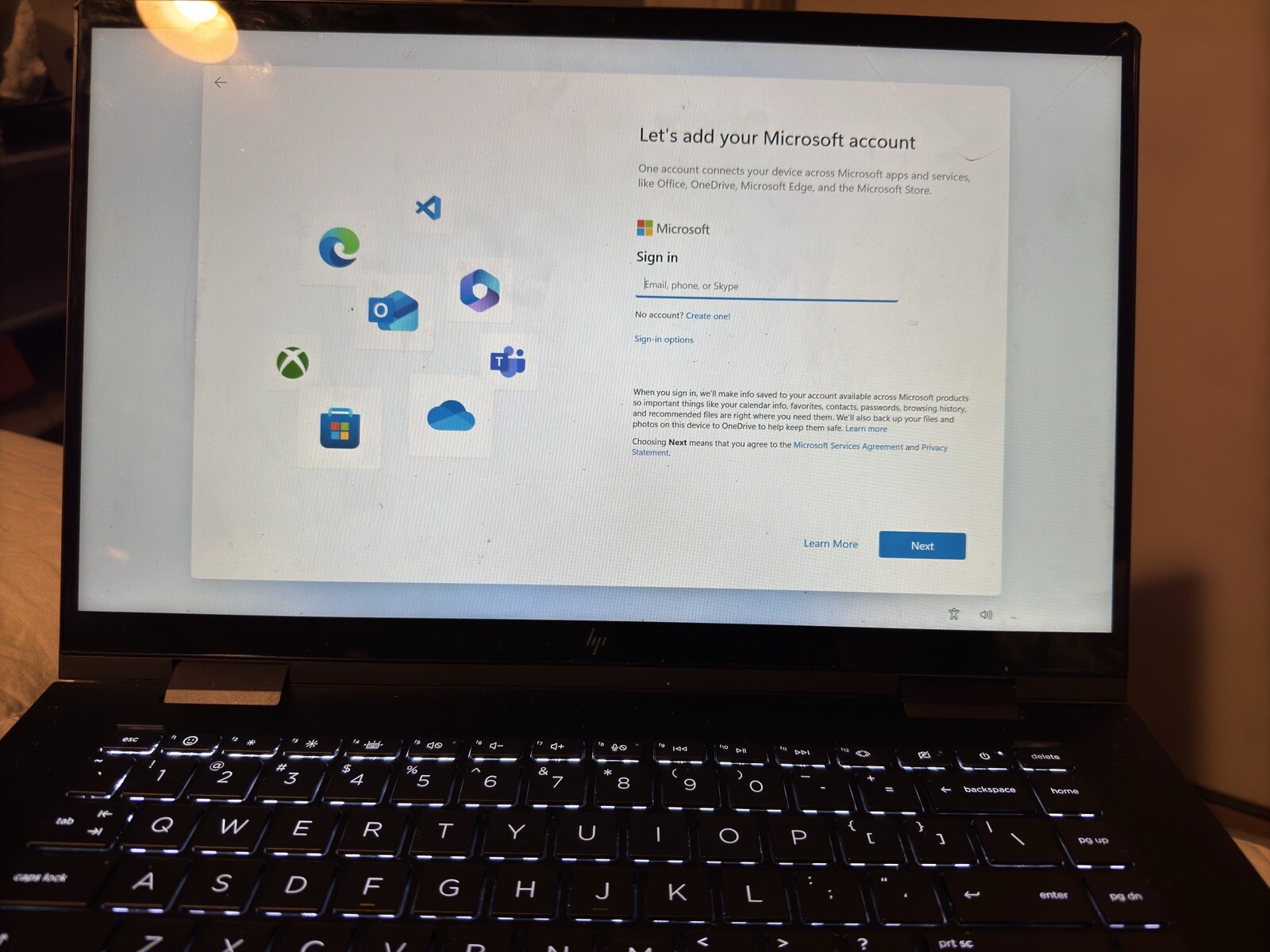 HP ENVY x360 15.6″ (256GB SSD, AMD Ryzen 5 5625u , 8GB) Read Description