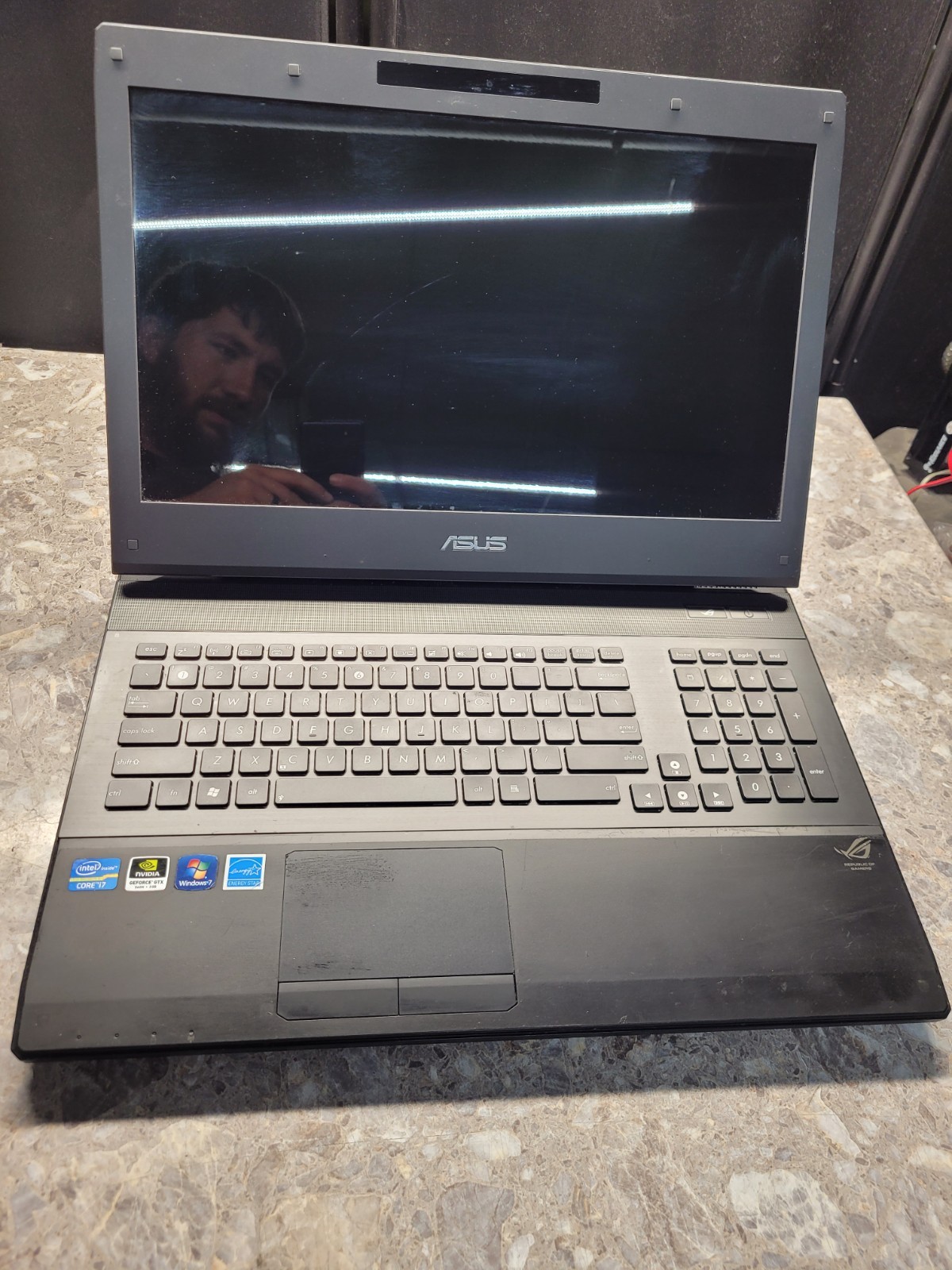 ASUS ROG G74SX 17.3″ Laptop Untested as is for parts i7 gtx 560m