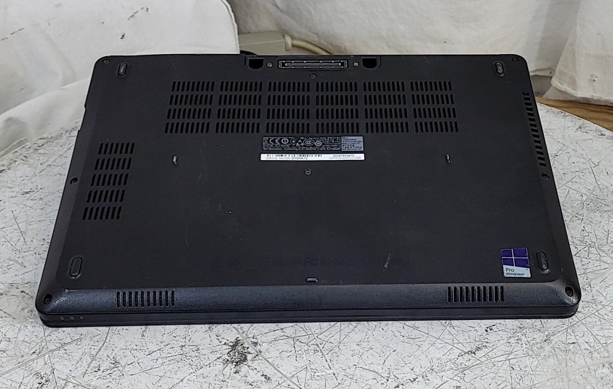 DELL LATITUDE E5470 PC Laptop CORE I5-6300U 4GB 500GB SEE NOTES