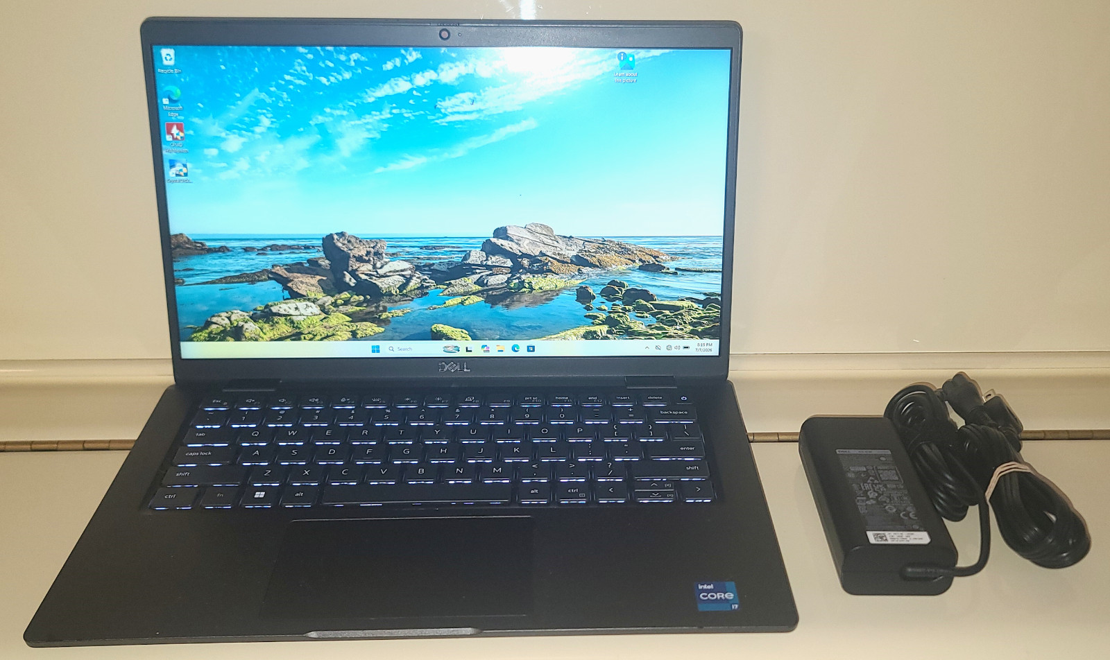 Dell Latitude 7430: 12th Gen i7-1265U @1.8GHz 16GB RAM 256GB M.2 NVMe SSD @100%