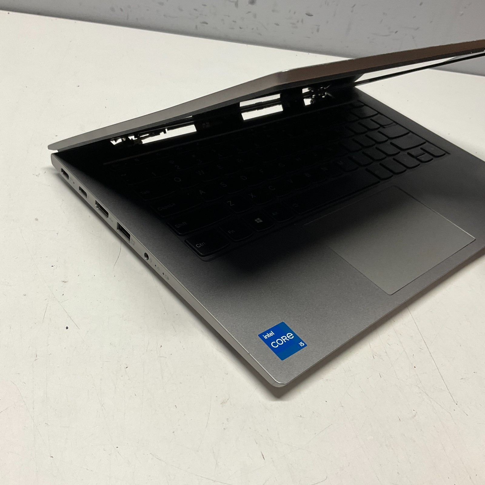 Lenovo ThinkBook14 G2 ITL Laptop Intel i5-1135G7 @ 2.40 GHz 16GB 240GB SSD READ