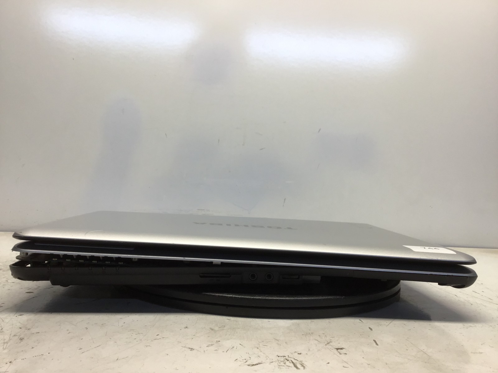Toshiba Satellite L455-S5975 Intel Celeron 900 2.2GHz 2 GB NO HDD
