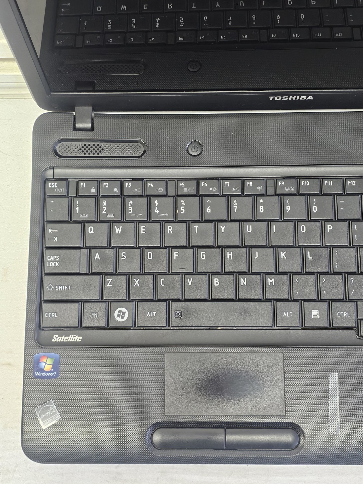 Toshiba Satellite C650D Laptop – AMD E-350 – 4GB RAM – NO HDD/OS – Parts – READ