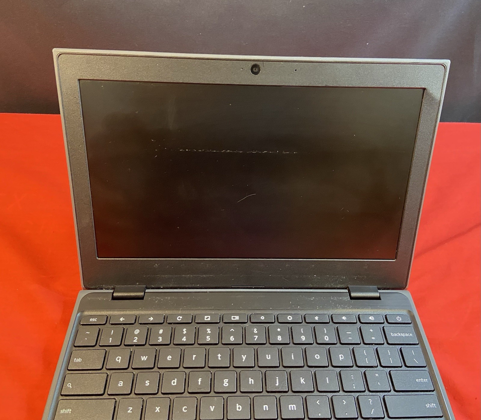 Lenovo (Chromebook) 100e Gen2 82CD0000US 4GB 32GB Wi-Fi NO CHARGER TESTED/FUNC