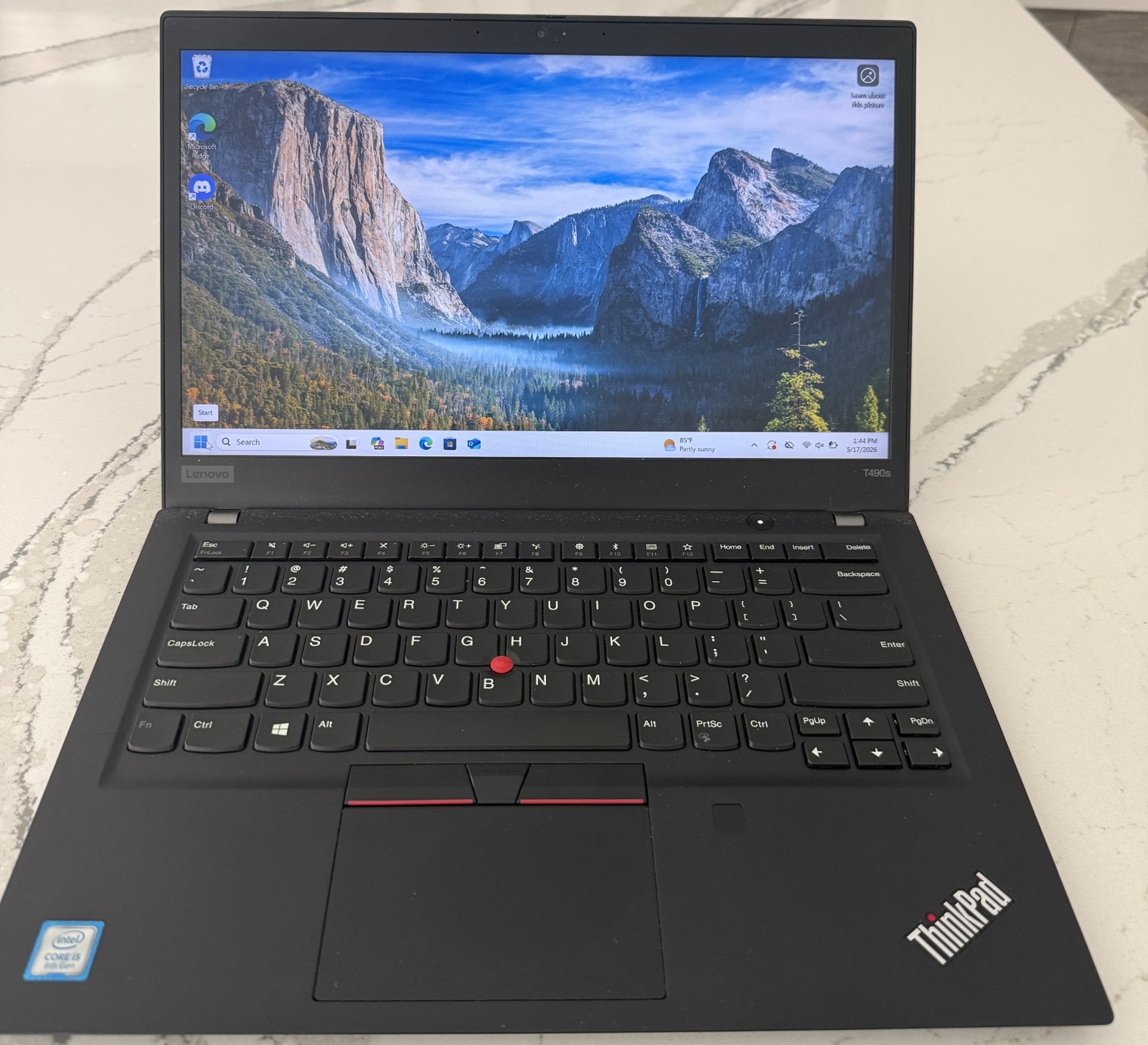 Lenovo ThinkPad T490s 14″ i5-8265u@1.60GHz 16GB RAM 256GB SSD Win 11 Pro SB703