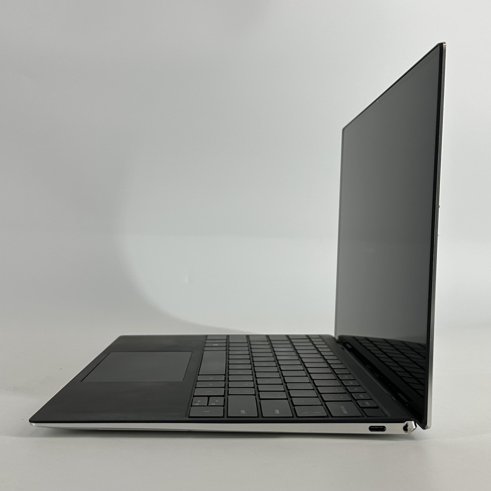 Dell XPS 13 9310 UHD+ TOUCH i7-1195G7 2.90GHz 16GB 512GB BLOCKED HEADPHONE JACK