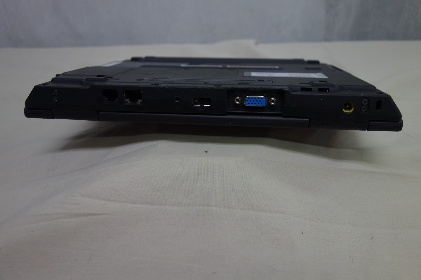 IBM Thinkpad X22 2662 12.1” Laptop Intel Pentium III 800MHz 256MB Screen damage