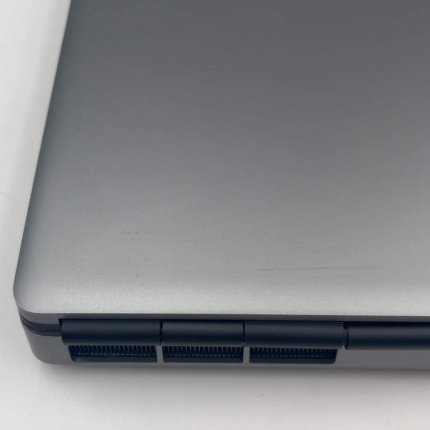 Dell Precision 7550 15.6″ i7-10750H 2.6GHz 32GB RAM 512GB SSD Quadro T2000