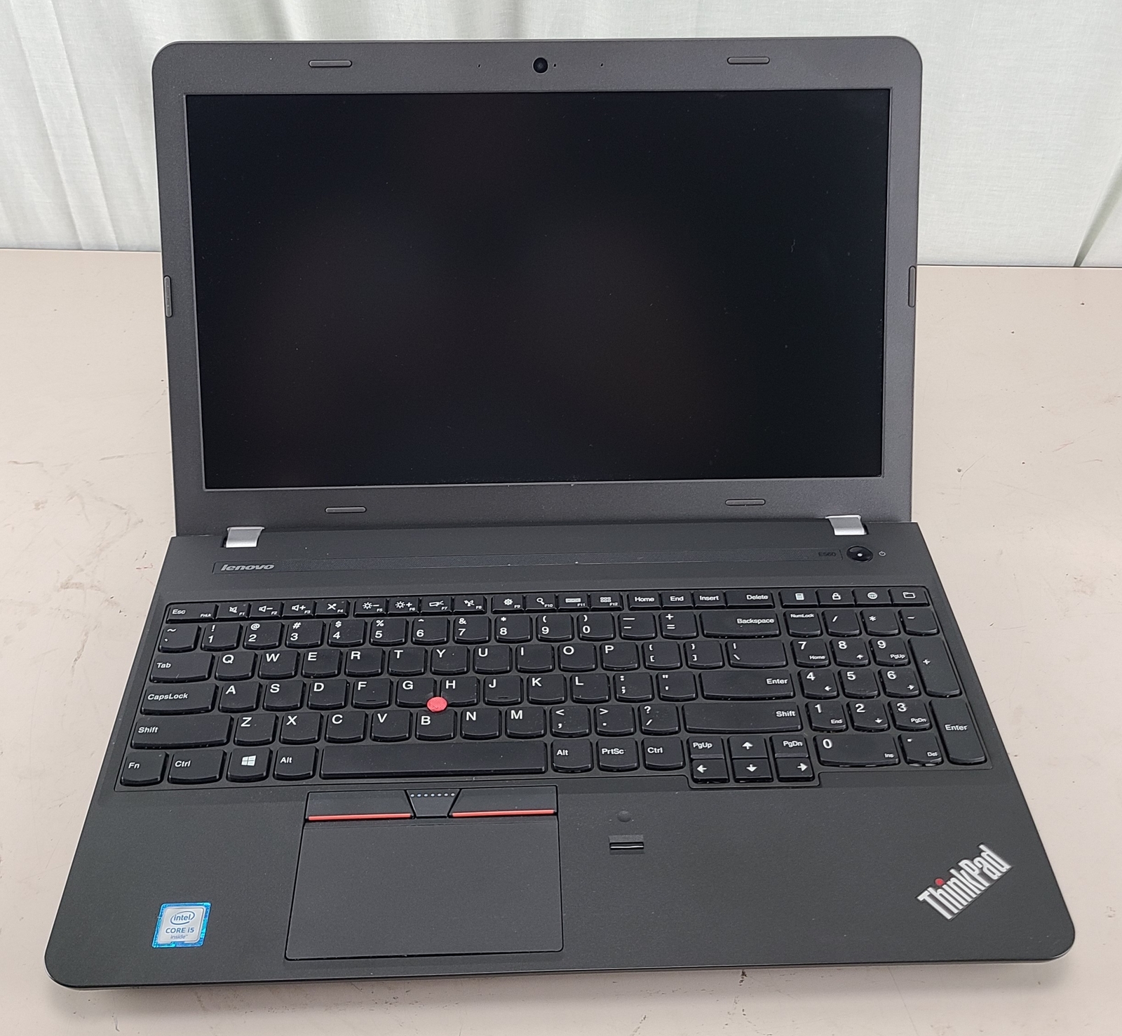 FOR PARTS Lenovo ThinkPad E560 i5-6200U 8GB 256GB SSD WIN 10 PRO