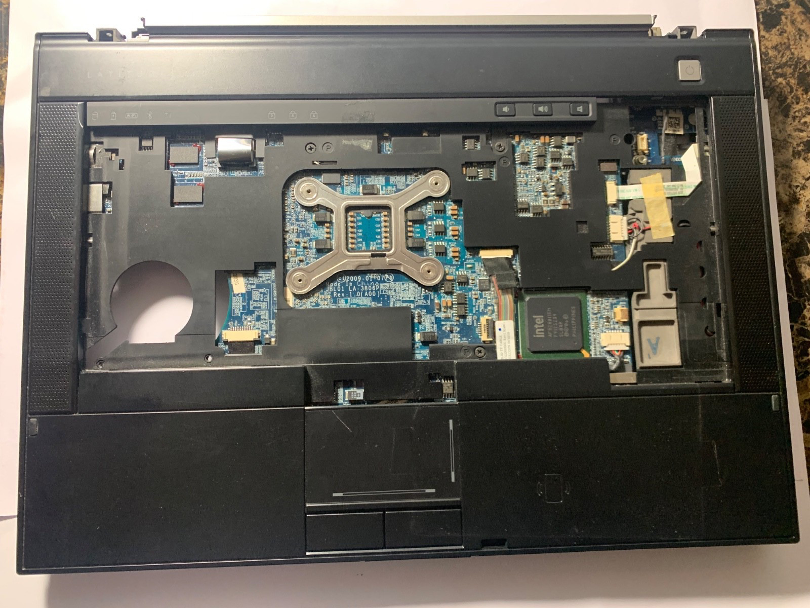 H568N-Dell Latitude E6400 intel Core 2 Duo T9600@2.80 RAM 4GB No (HDD,OS,AC)# 19