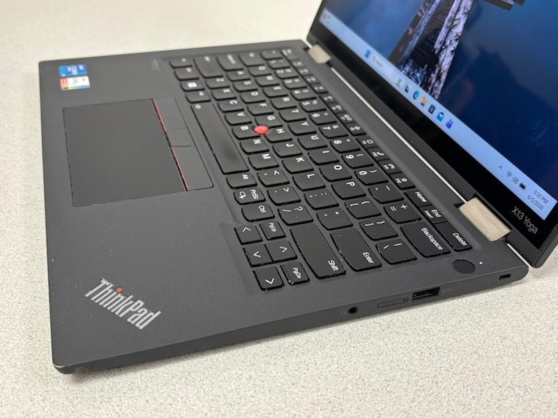 Lenovo ThinkPad X13 Yoga Gen 2 13″ Touch i5-1145G7 16GB 256GB SSD W11Pro- Laptop