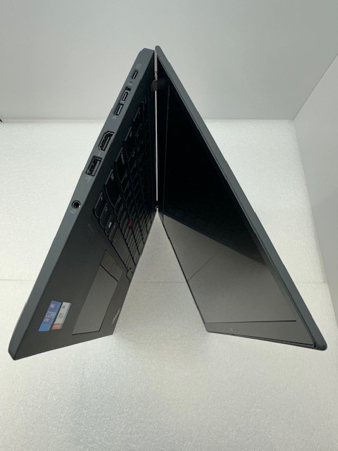 Lenovo ThinkPad T14s Gen 2 14″ Touch i7-1185G7 16GB RAM 1TB SSD LTE VERSION