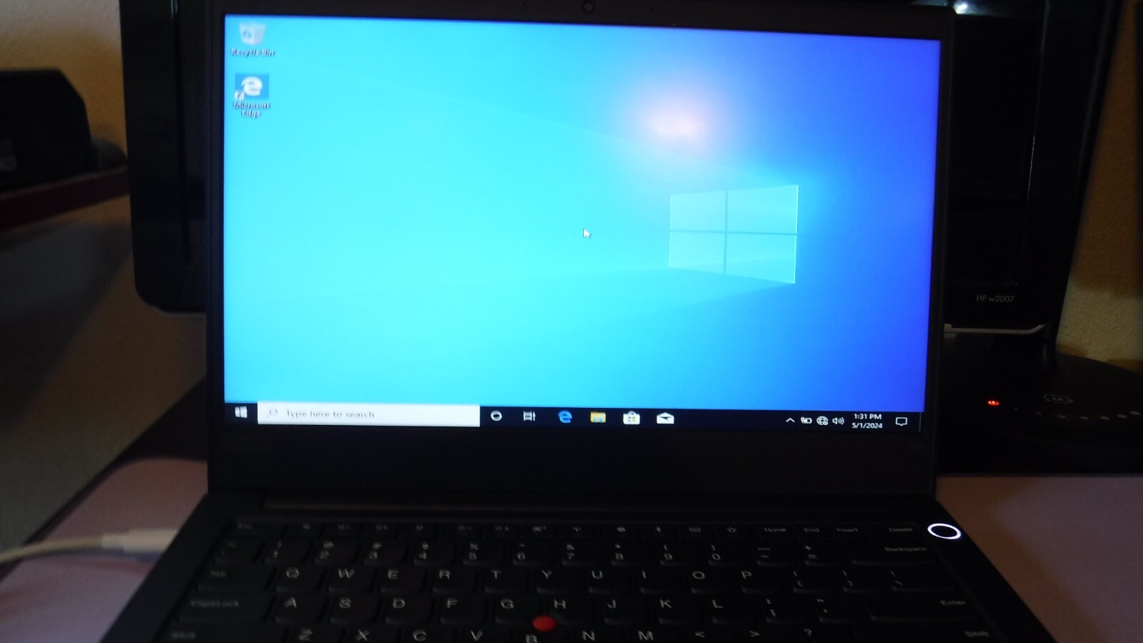 Lenovo ThinkPad E14 14″ (256GB SSD, Intel Core i5 10th Gen., 4.20 GHz, 8GB)