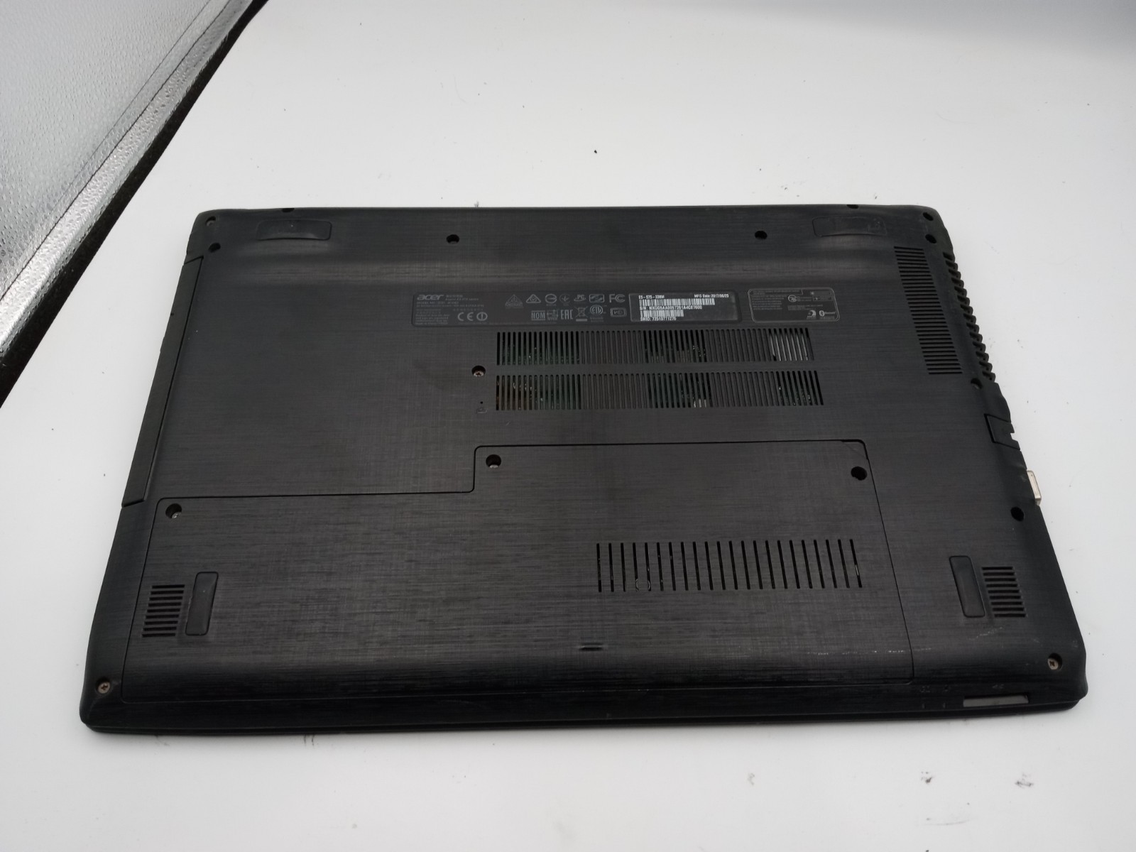Acer Aspire E5-575 15″ Laptop Intel i3-7100U 8GB RAM 128GB SSD Win11 -READ -RR