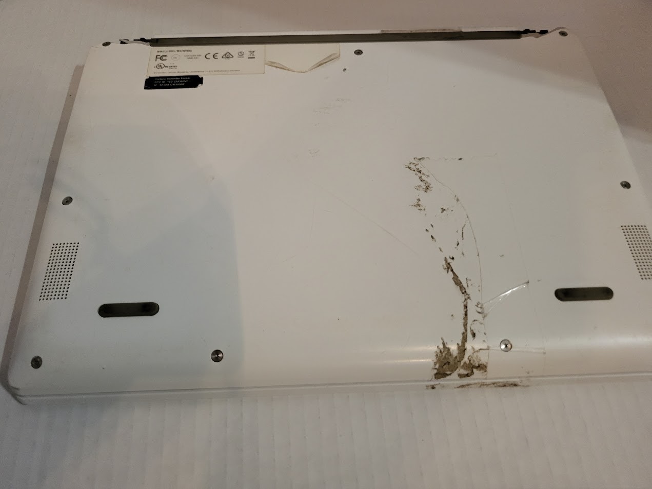 google chrome laptop white for parts only