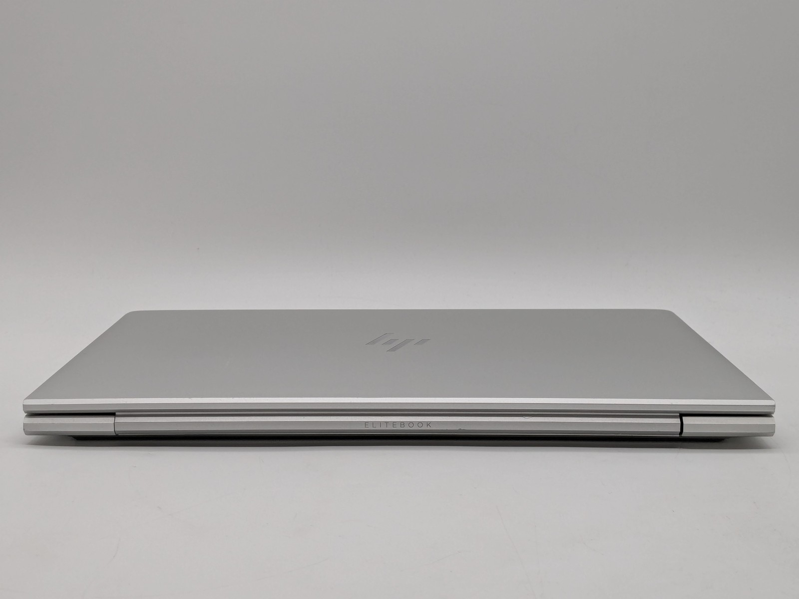 HP EliteBook 840 G8 14″ FHD Touch I5-1145G7 256GB 8GB W11P FP Reader IRCam