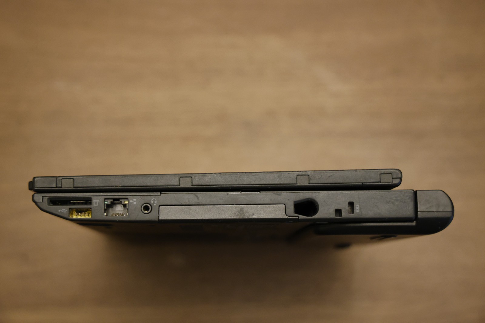 Lenovo Thinkpad X220i (like X220) Tablet. 2350M, 12GB RAM, 128GB SSD. Works!