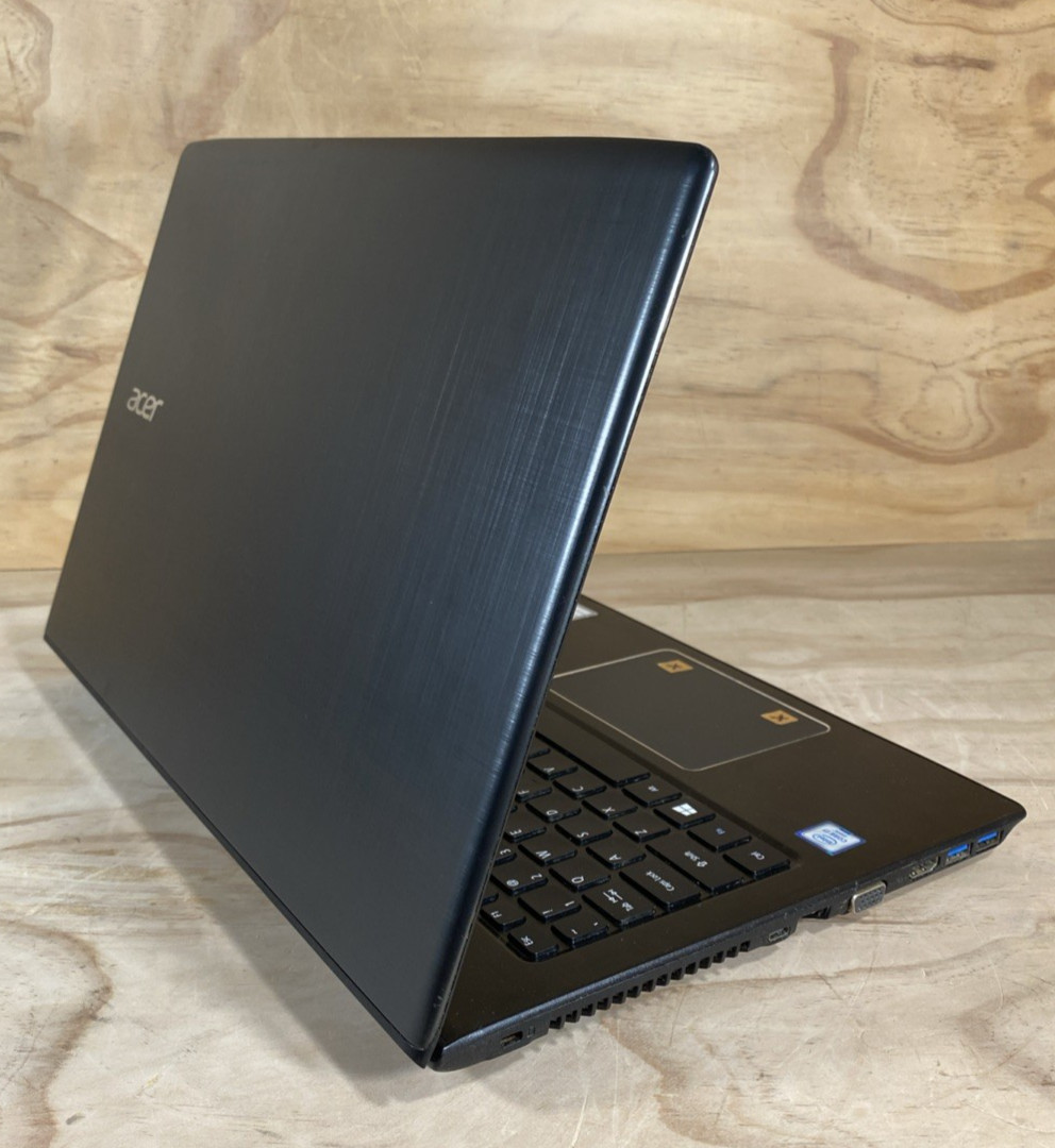 Acer Aspire E5-575 15.6″ Intel i7 2.5 GHz 256GB SSD 16GB RAM Win 10 Home/READ