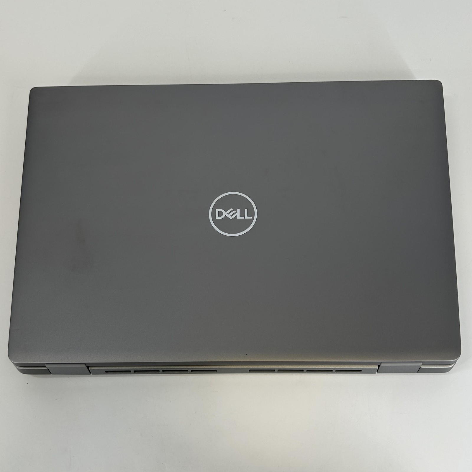 Dell Latitude 7450 14 FHD+ 2.1 GHz Ultra 5 135U 32GB 256GB SSD Very Good