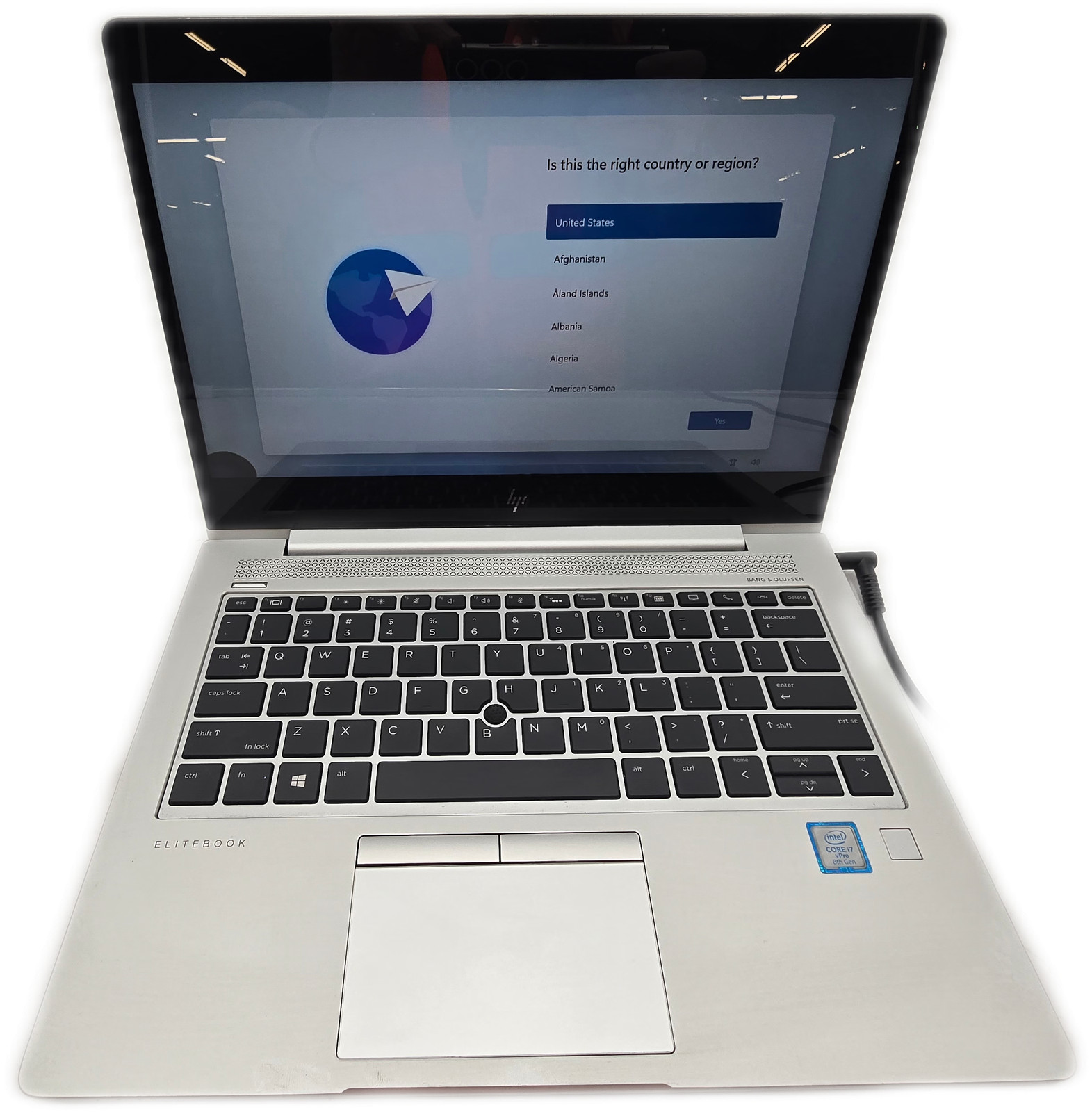 HP EliteBook 830 G5 i7-8th Gen 16GB 256GB NVMe SSD Windows 11 Pro