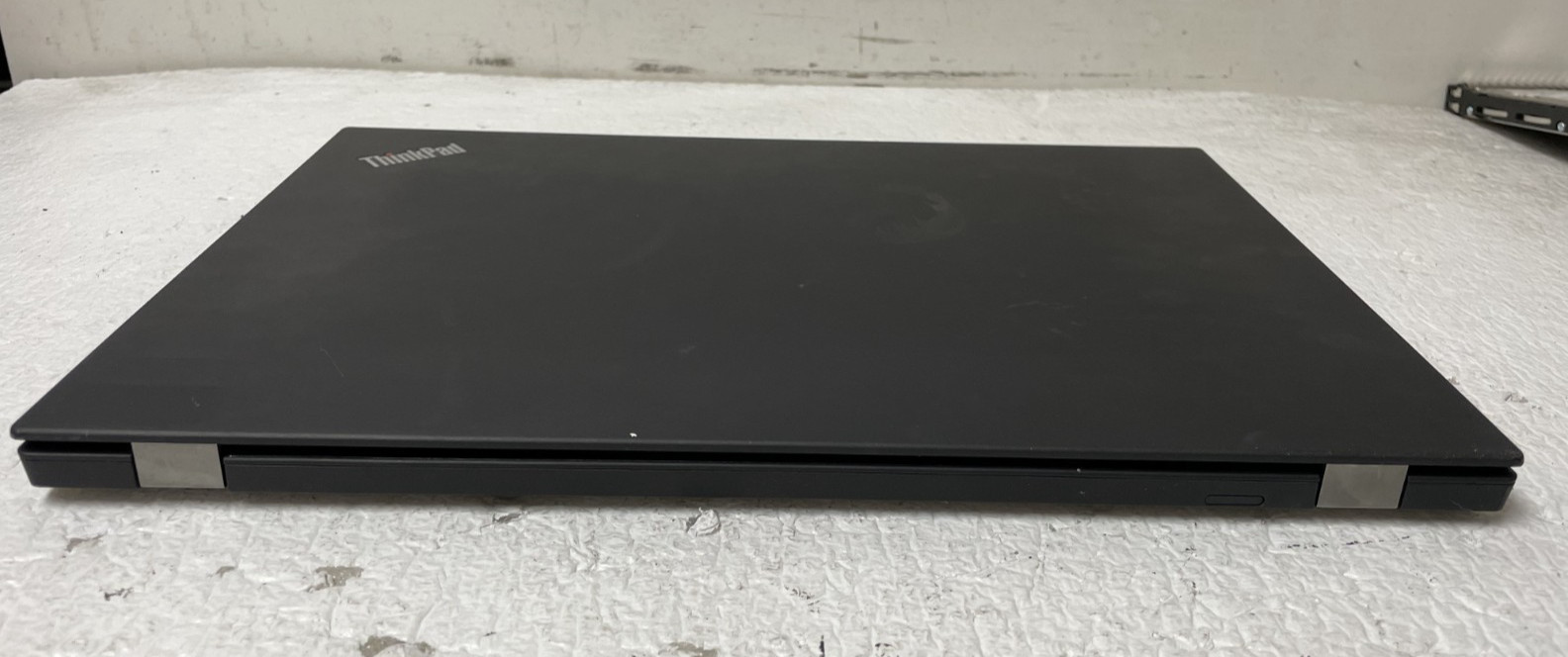 Lenovo ThinkPad T15 Gen 2 Intel i5-1135G7 @2.40GHz 16GB RAM NO SSD For Parts
