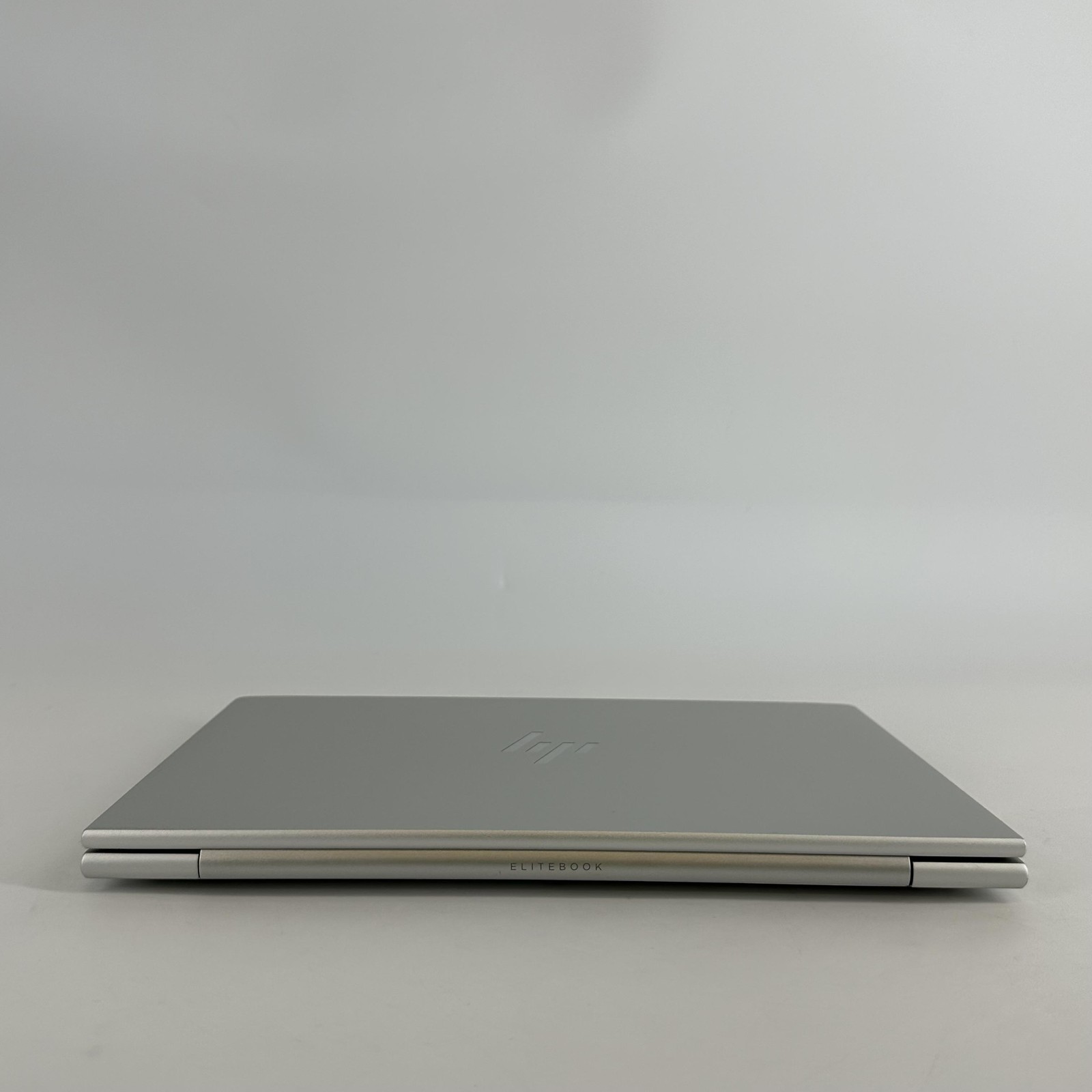 HP Elitebook 835 G9 13.3 Silver FHD+ 2.7 GHz Ryzen 7 PRO 6850U 16GB 512GB SSD