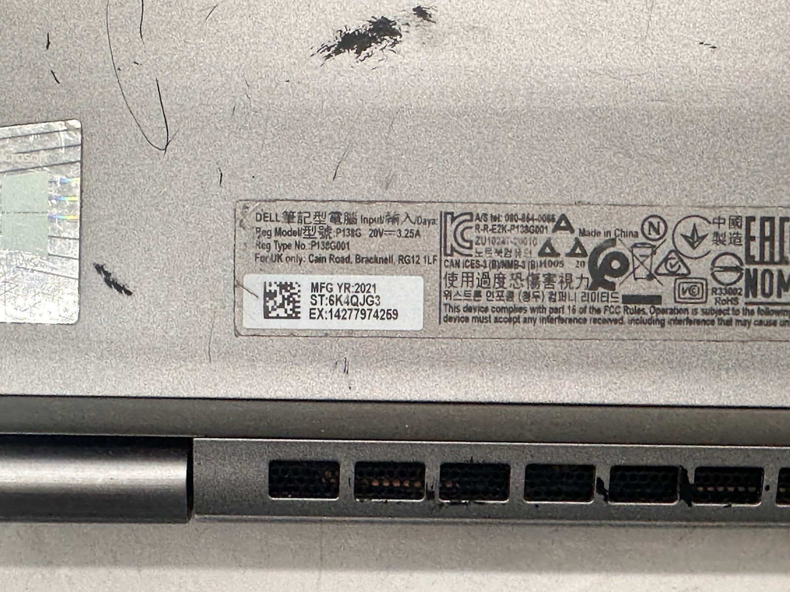 Dell Latitude 5320, i5-1135G7, @ 2.40GHz, 8GB RAM, 256GB NVMe-No OS/AC-Bad LCD