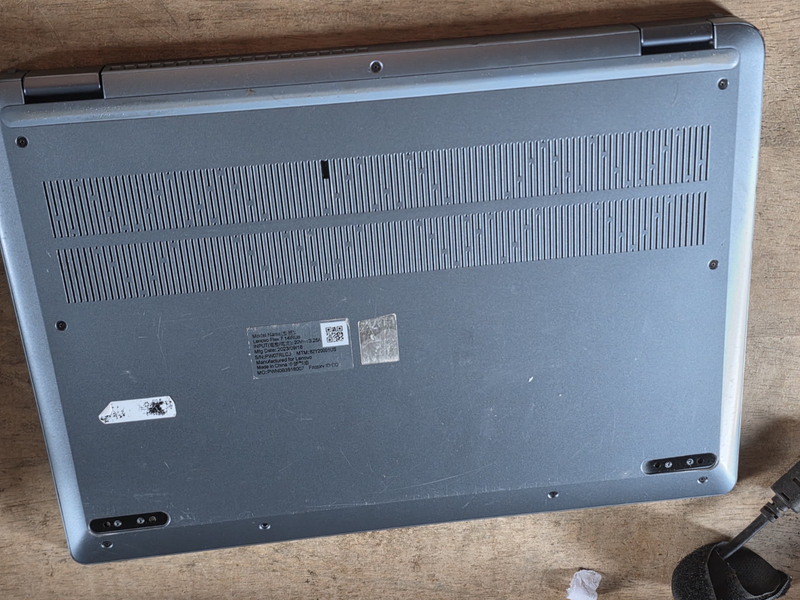 Lenovo Flex 7 14IRU8 14″ 2.2K Touch Intel Core i7-1355U 16GB 1TB SSD Pow