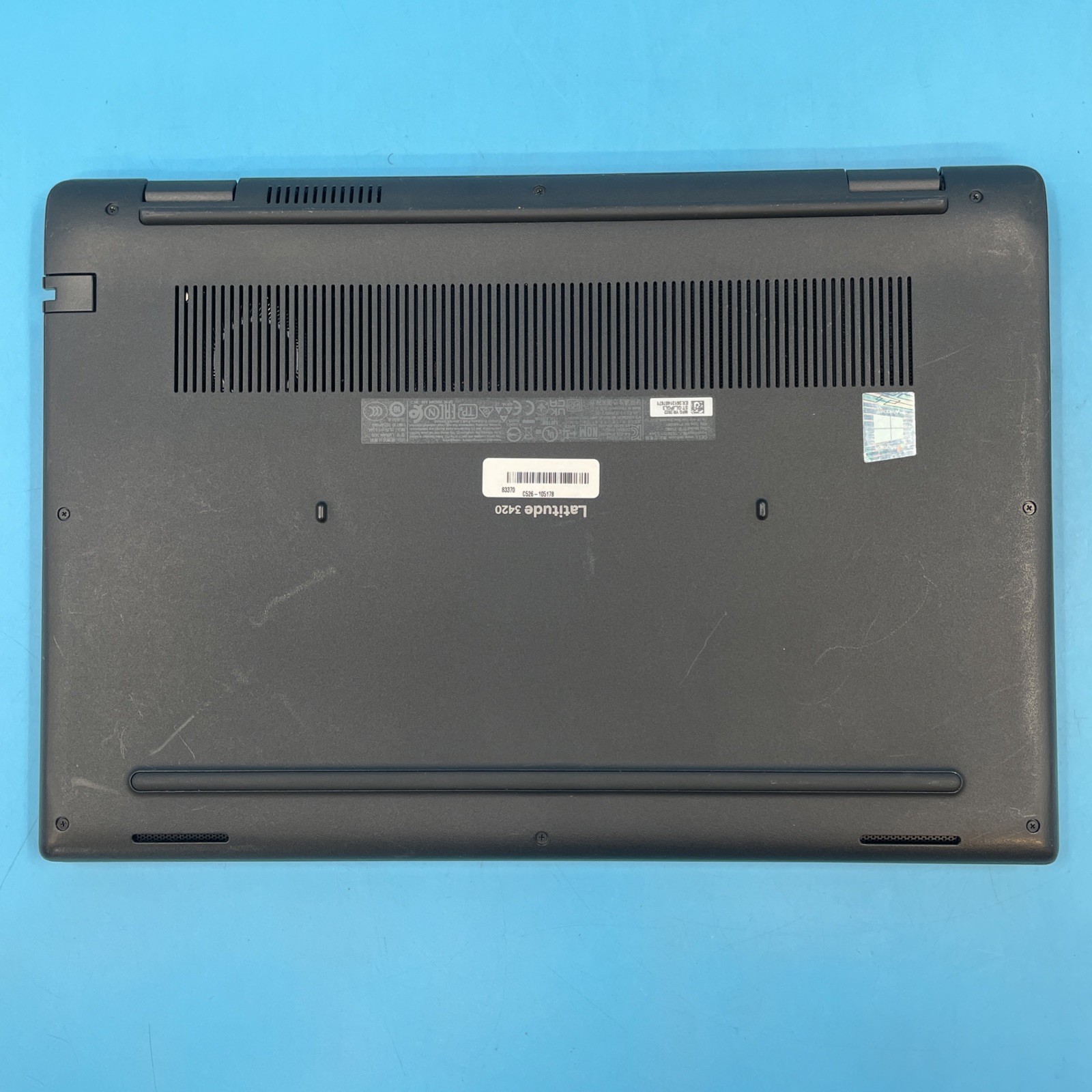 Dell Latitude 3420 | i5-1135G7 | 8GB RAM | 256GB SSD | WIN 11 PRO | 79% BATT