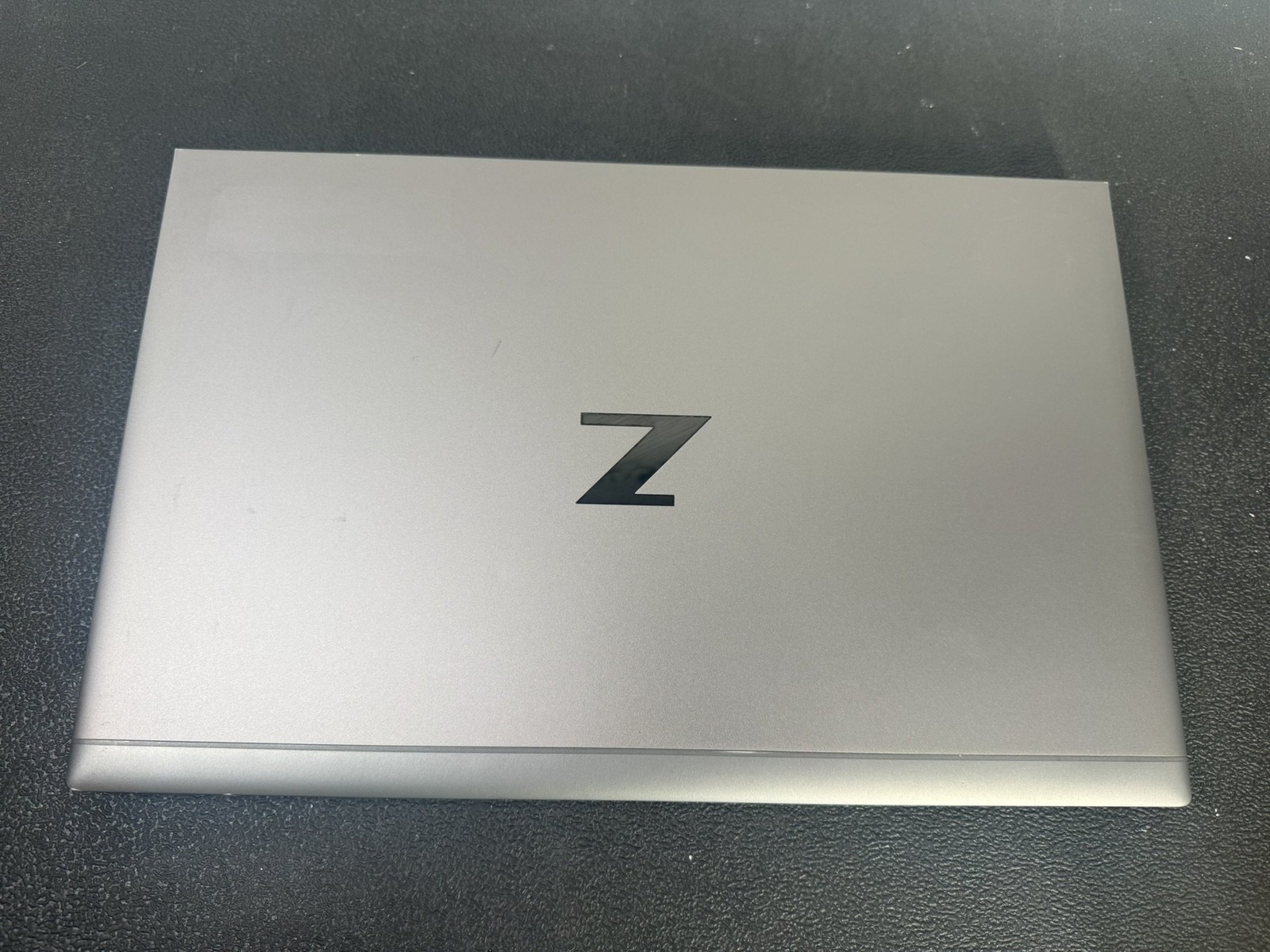HP ZBook Firefly 15 G8 15.6″ Core i7-1185G7 3.0GHz 16GB DDR4 512GB SSD – READ