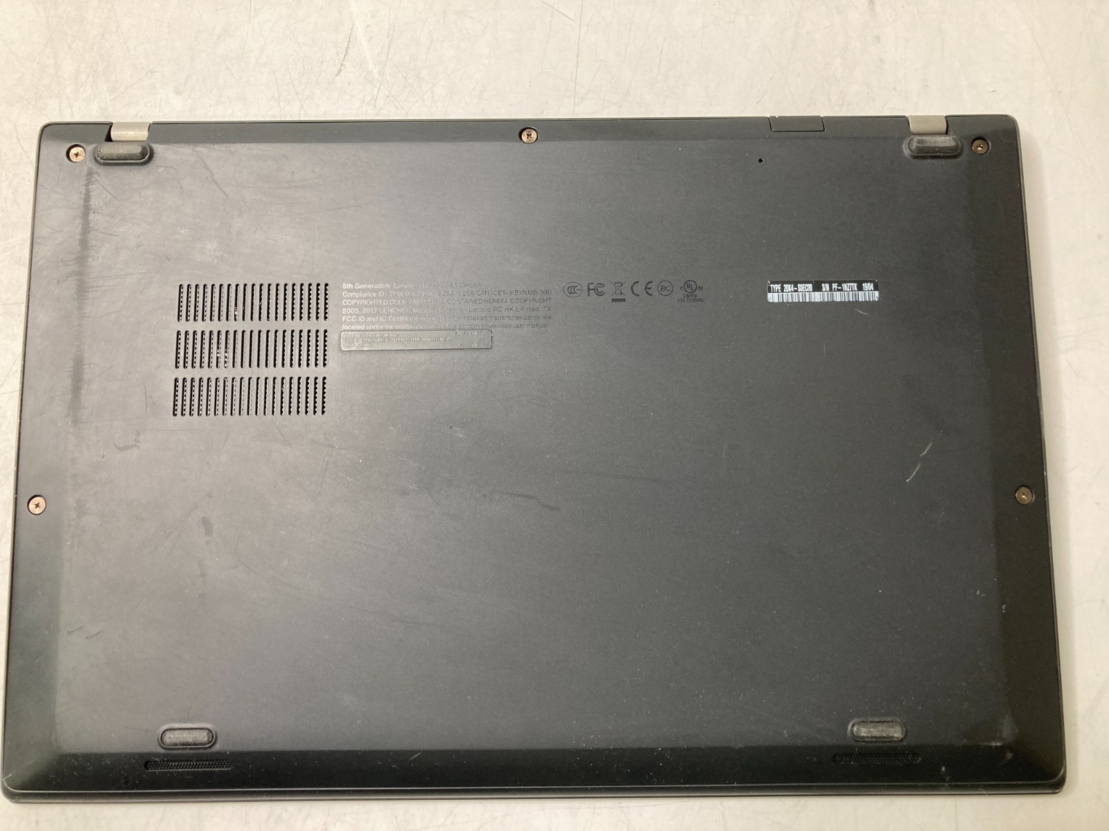 Lenovo ThinkPad X1 Carbon 5th Gen i5-6200u 2.30GHz 8GB DDR4 256GB M.2 Win 11 Pro