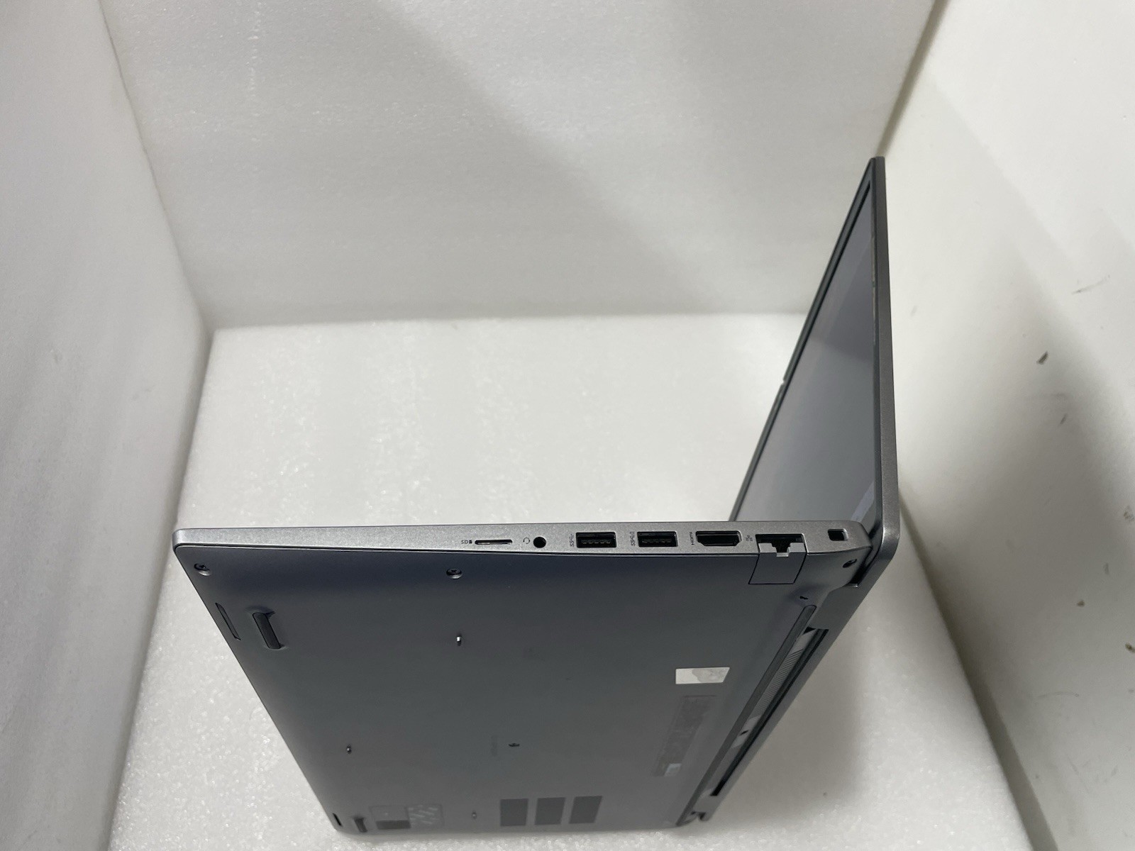 Dell Latitude 5520 256gb Nvme Win 11 i5-1145G7 4 Core 2.60ghz 16gb RAM Webcam 9