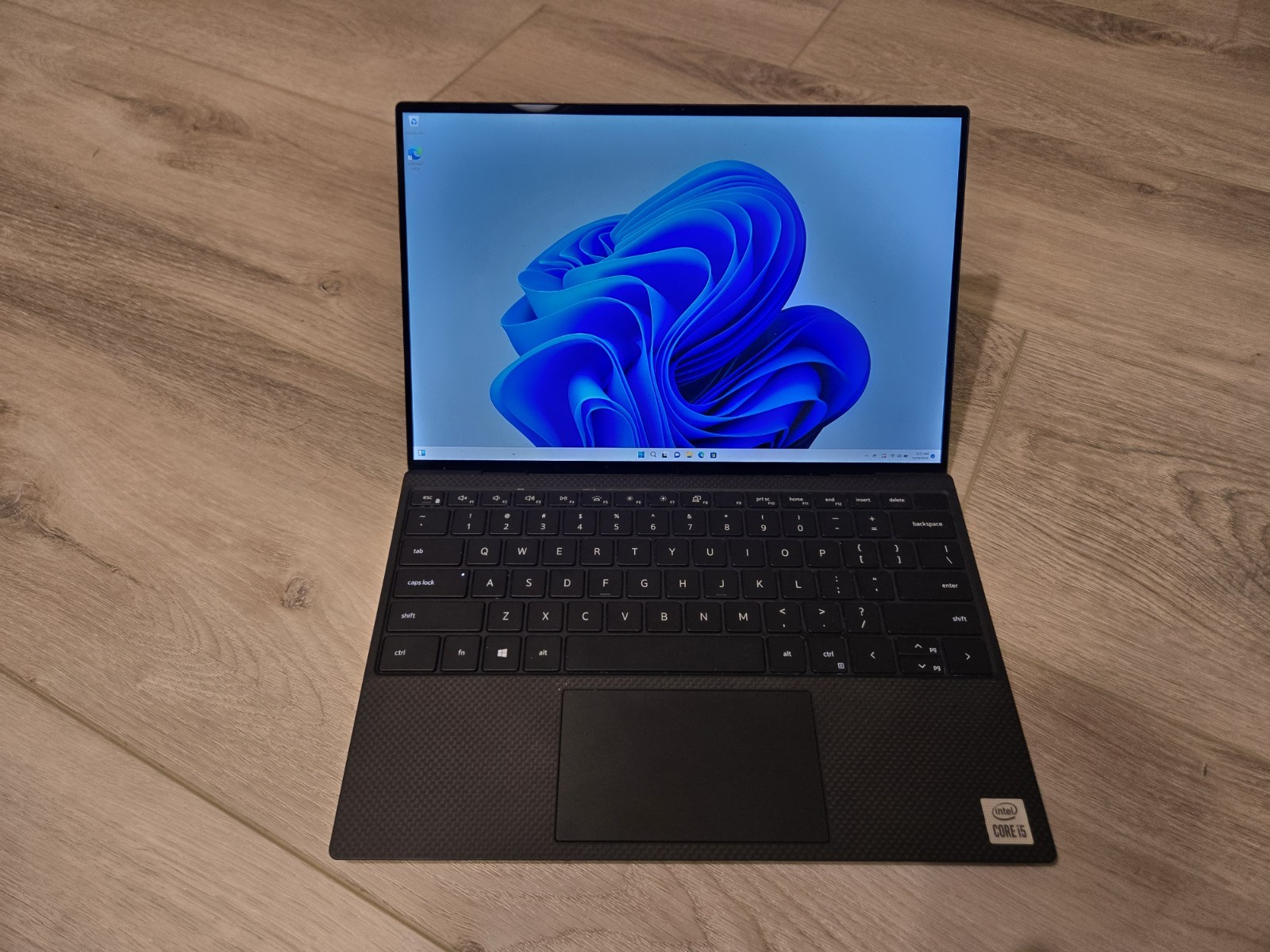 Dell XPS 13 9300 13.4″ (256GB SSD, Intel Core i5-1035G1, 1.00GHz, 8GB RAM)…