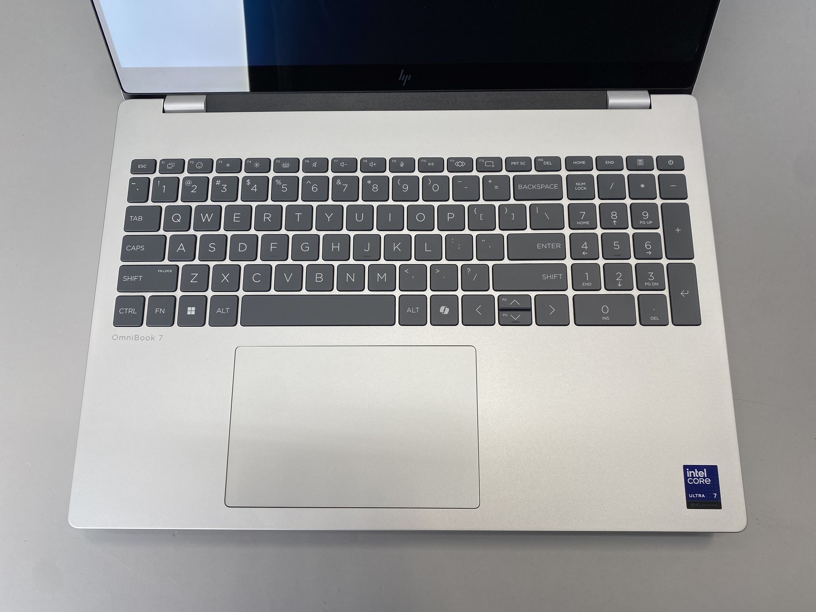 HP Laptop Omnibook 7 AI 16-AY0075CL 16″ Intel Core Ultra 7 255H 1TB- Silver