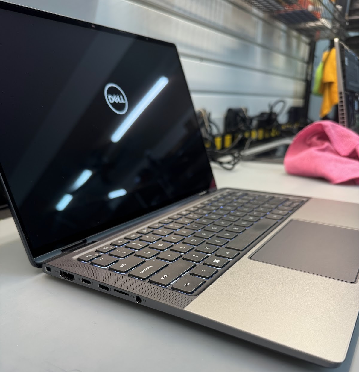 Dell Latitude 9430 14″ 2N1 INTEL CORE i5-1245U 256GB SSD 16GB RAM WIN11 *READ*