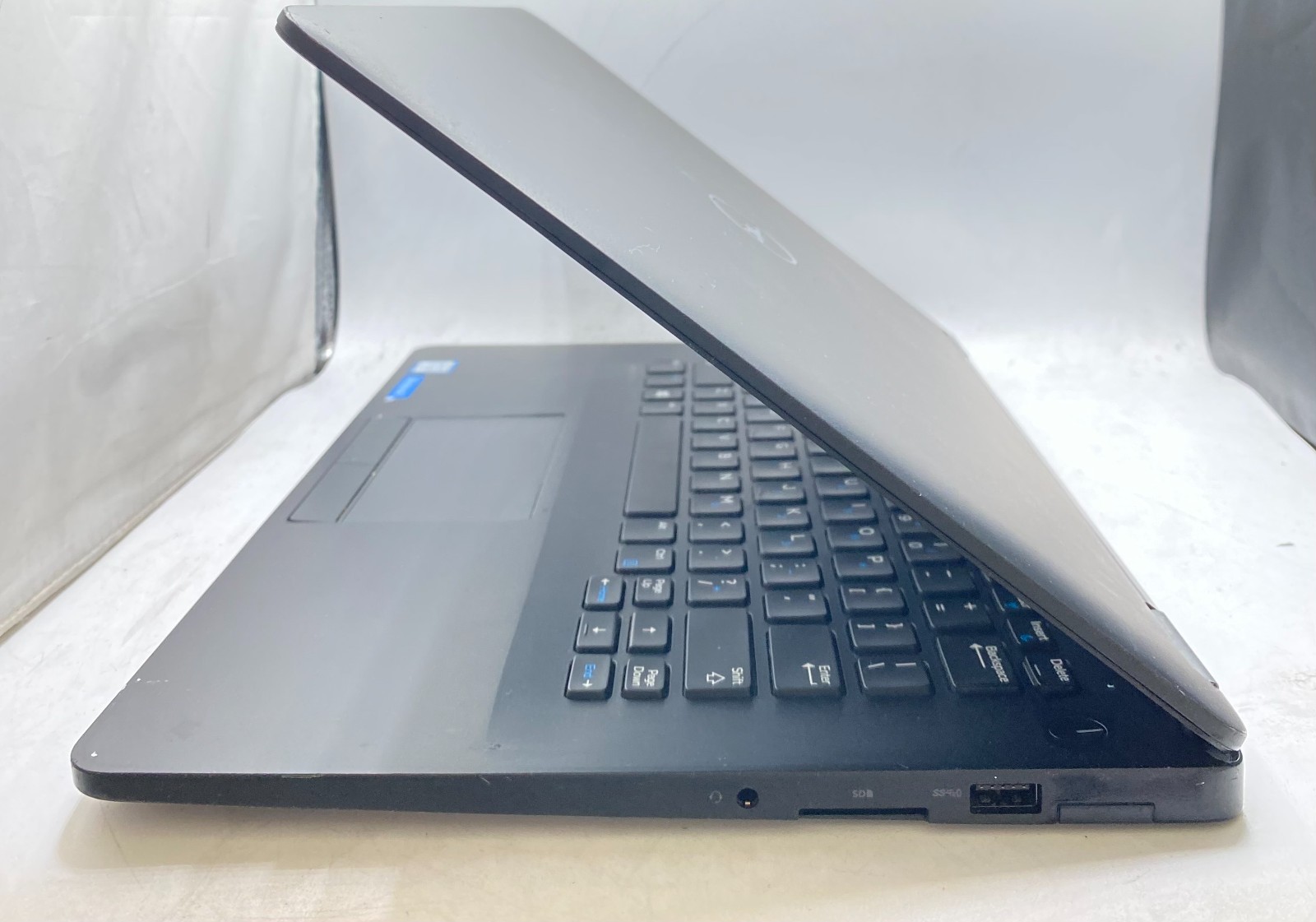 Dell Latitude E7470 14” Laptop Intel Core i5-6300U 2.40GHz 8GB RAM 256GB SSD
