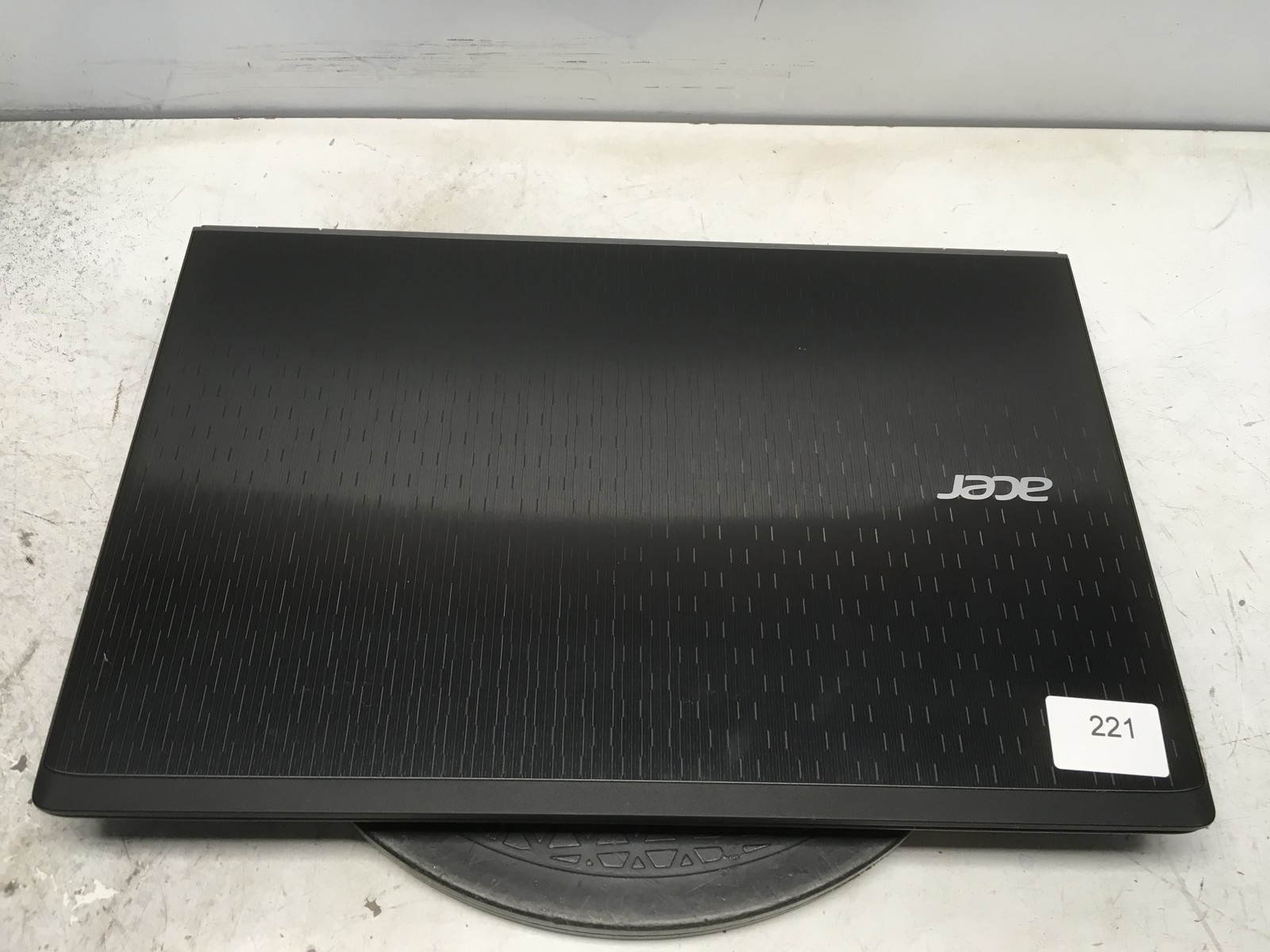 Acer Aspire V15 V3-575-50TD Intel i5-6200U 2.3GHz 4 GB NO HDD No Batt