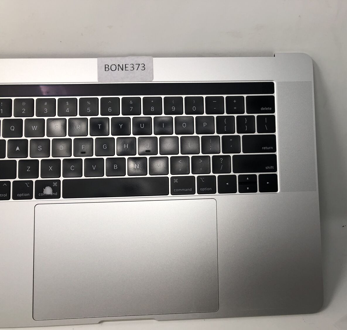 MacBook Pro A1990 Keyboard and Bottom Cover – Apple